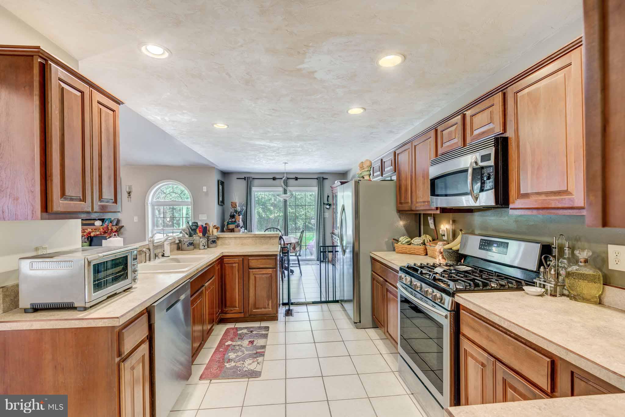 HUNTERS RIDGE - Residential