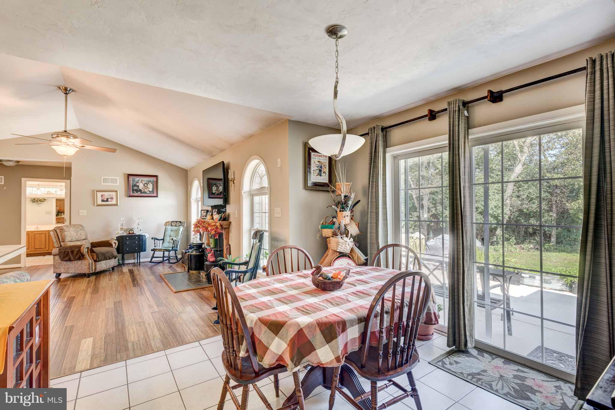 HUNTERS RIDGE - Residential