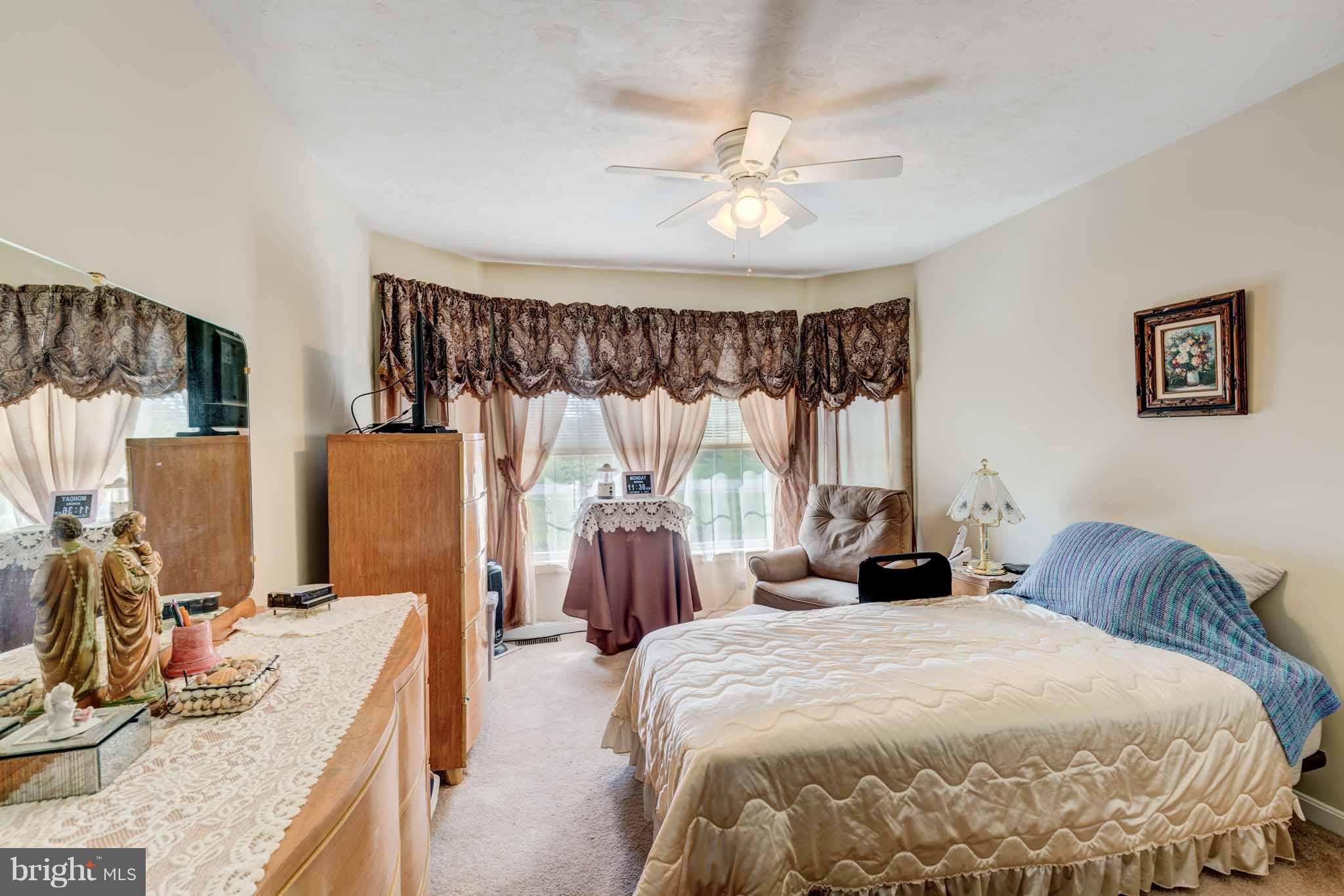 HUNTERS RIDGE - Residential