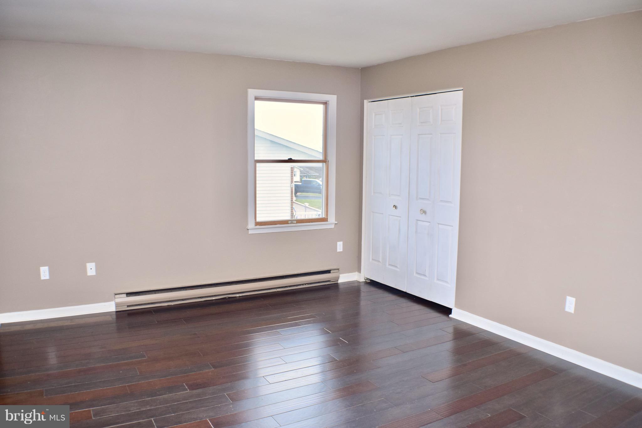 ROYAL HEIGHTS - Residential