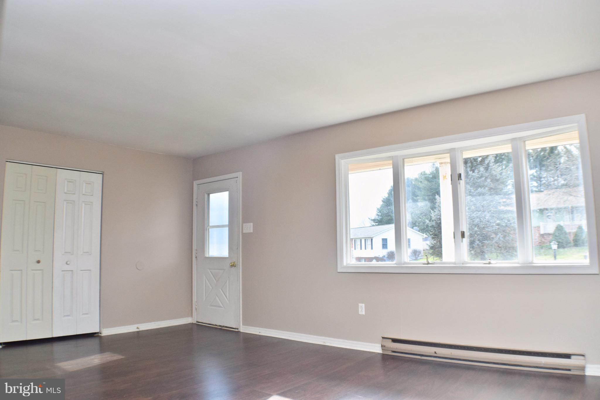 ROYAL HEIGHTS - Residential