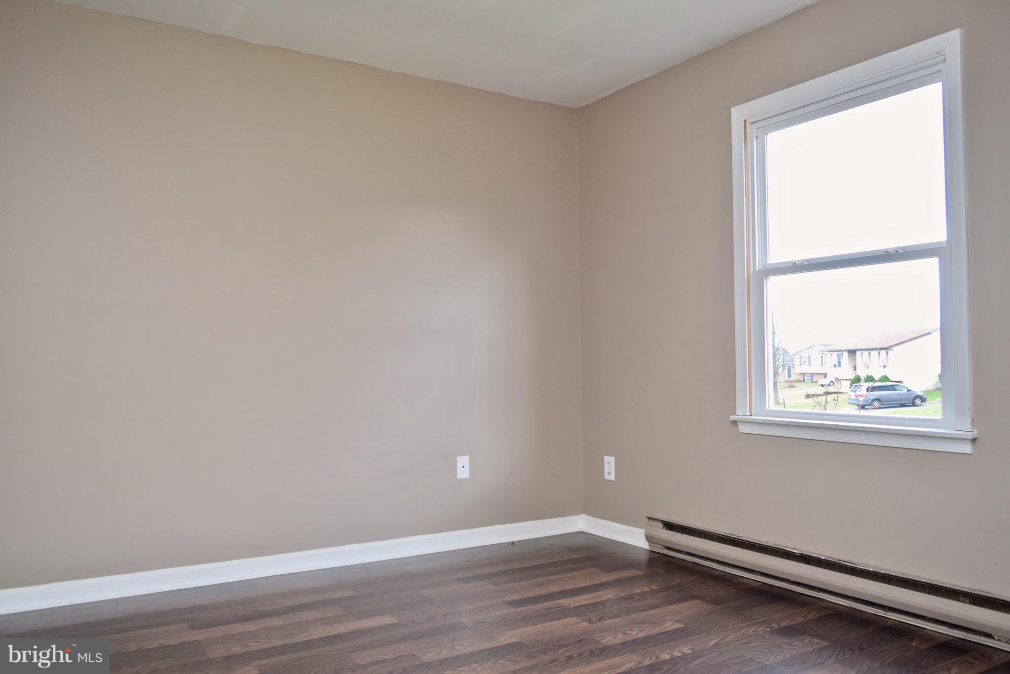 ROYAL HEIGHTS - Residential