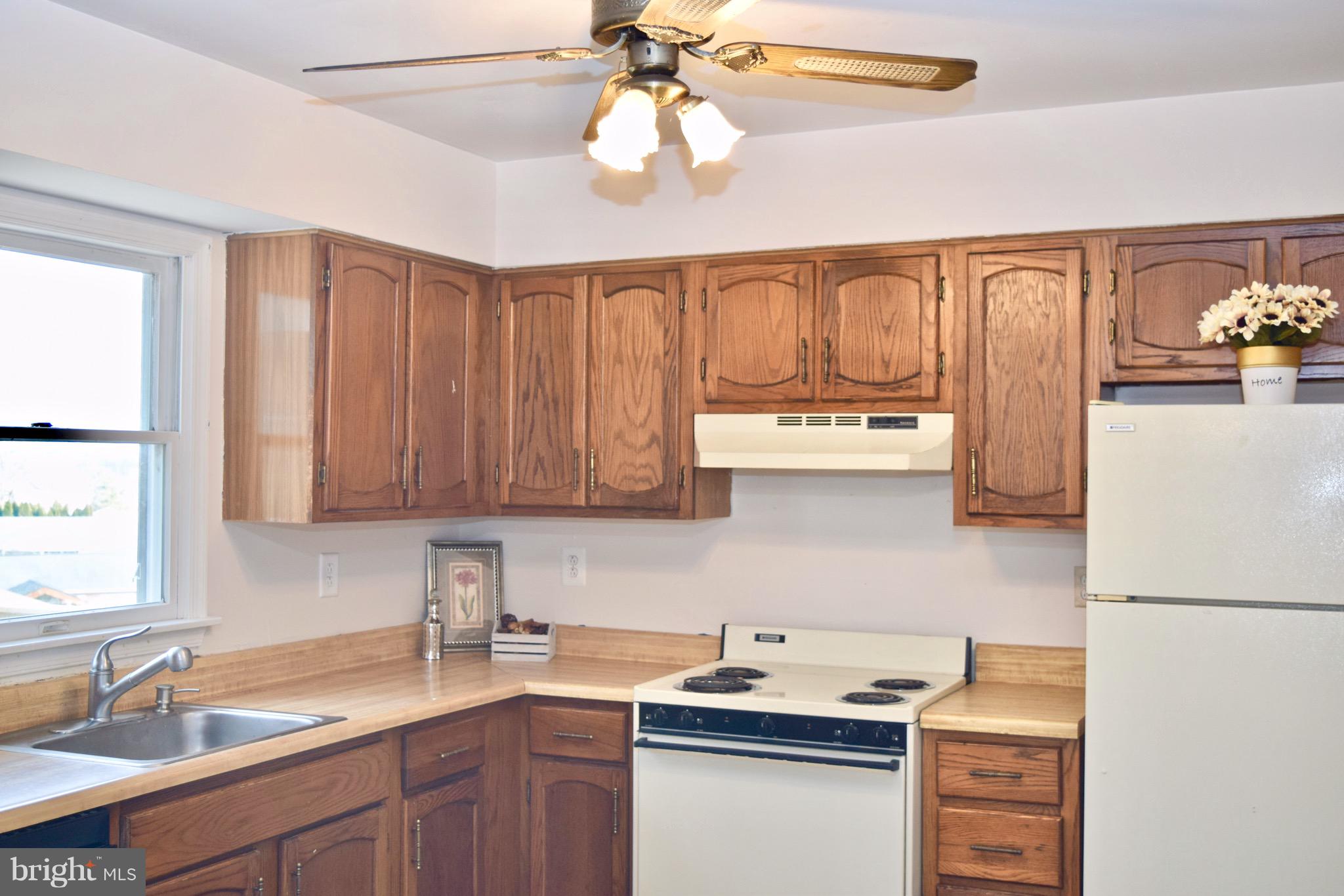 ROYAL HEIGHTS - Residential