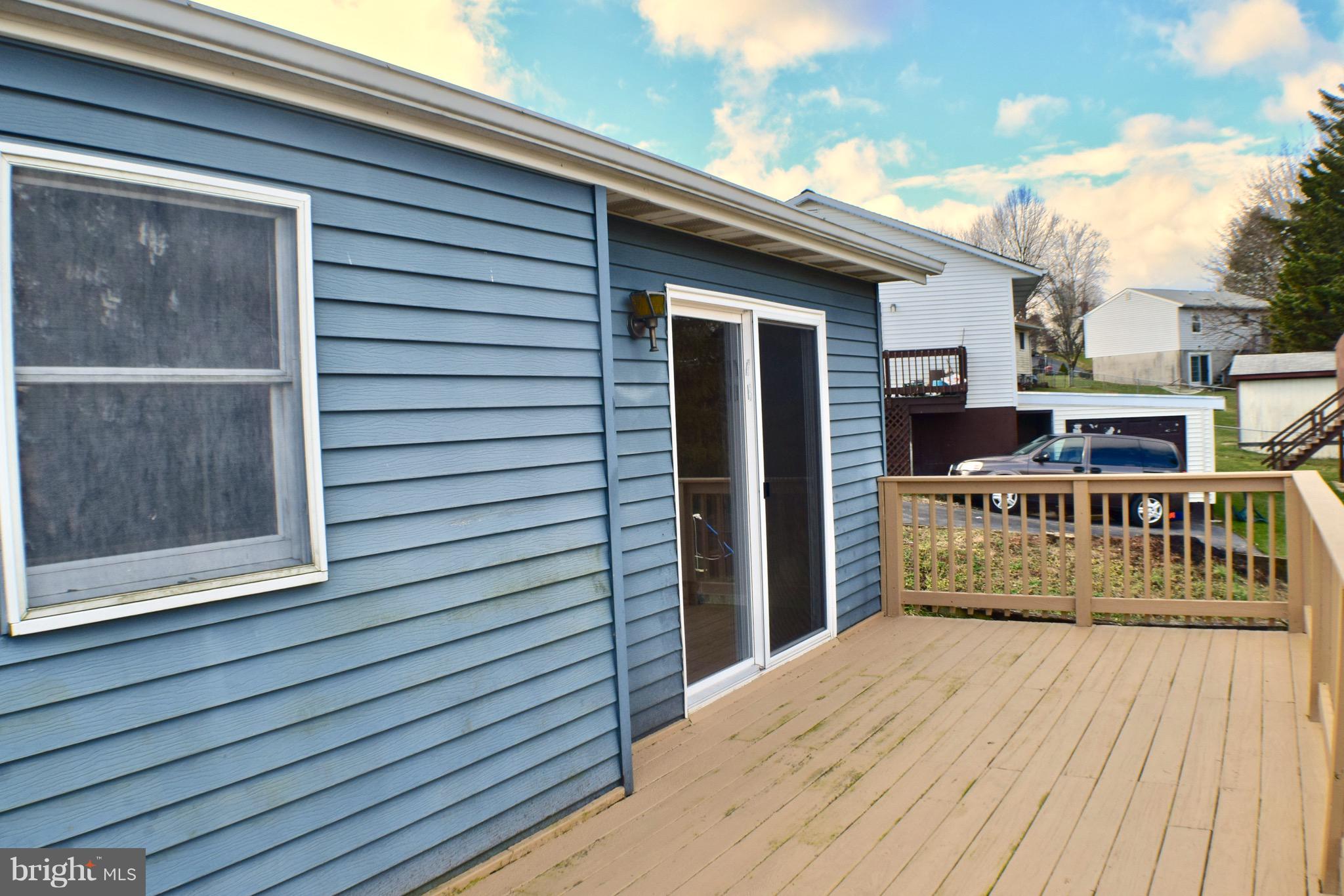 ROYAL HEIGHTS - Residential