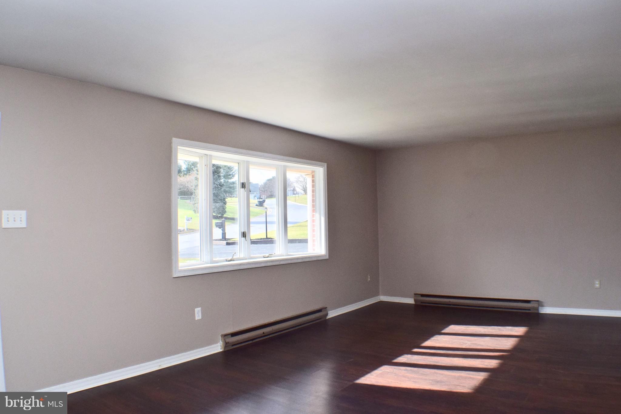 ROYAL HEIGHTS - Residential