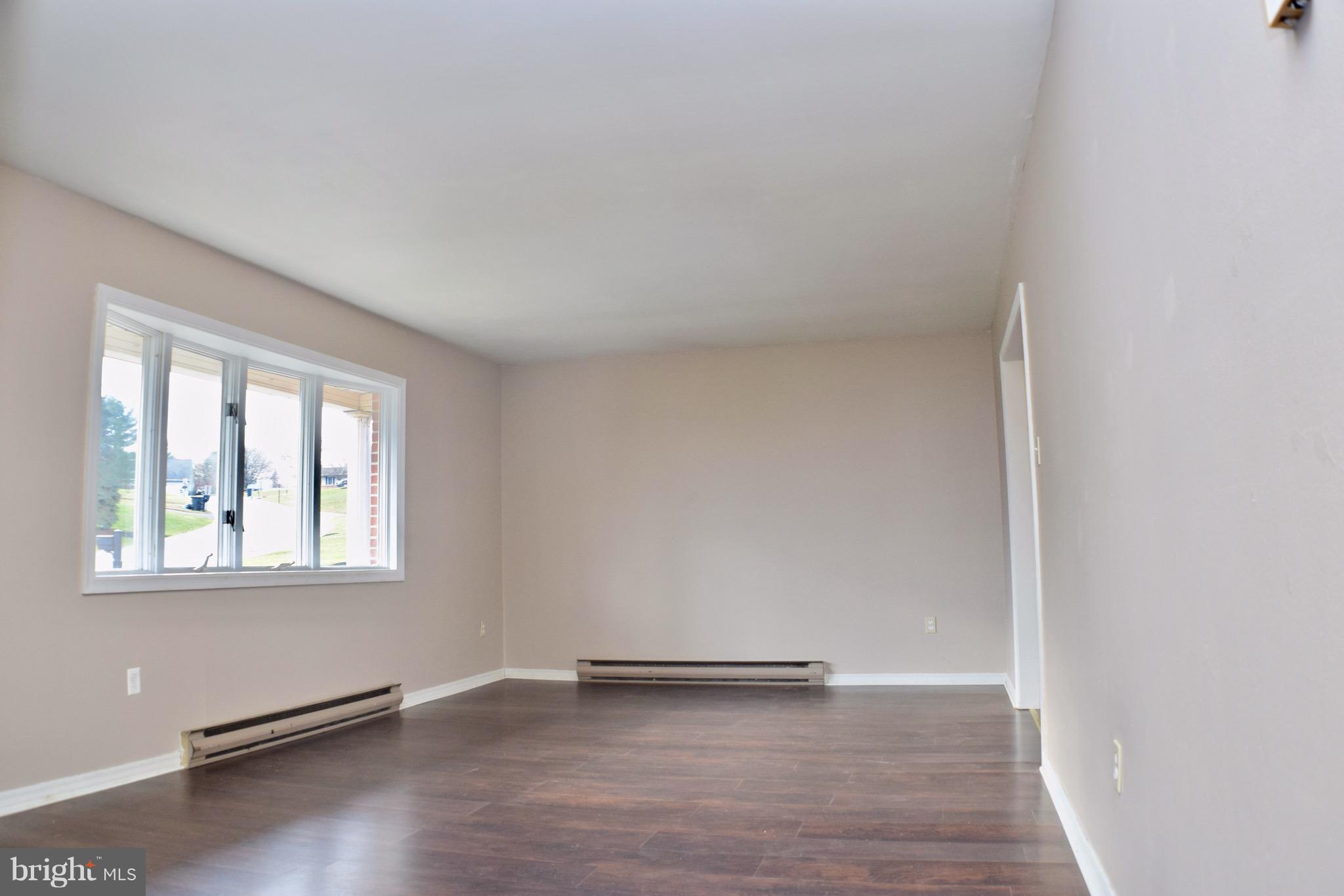 ROYAL HEIGHTS - Residential