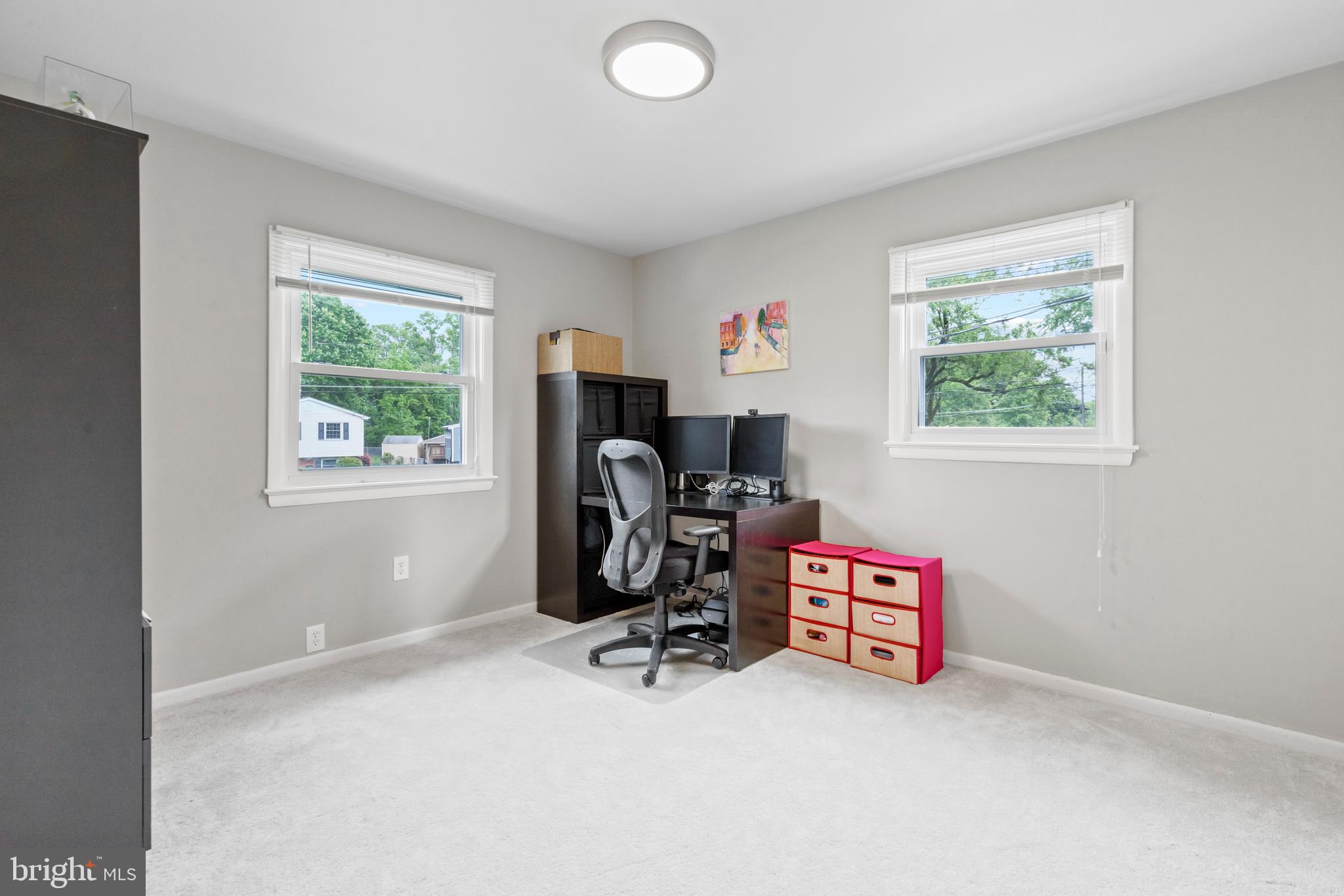 HAYFIELD FARM - Residential