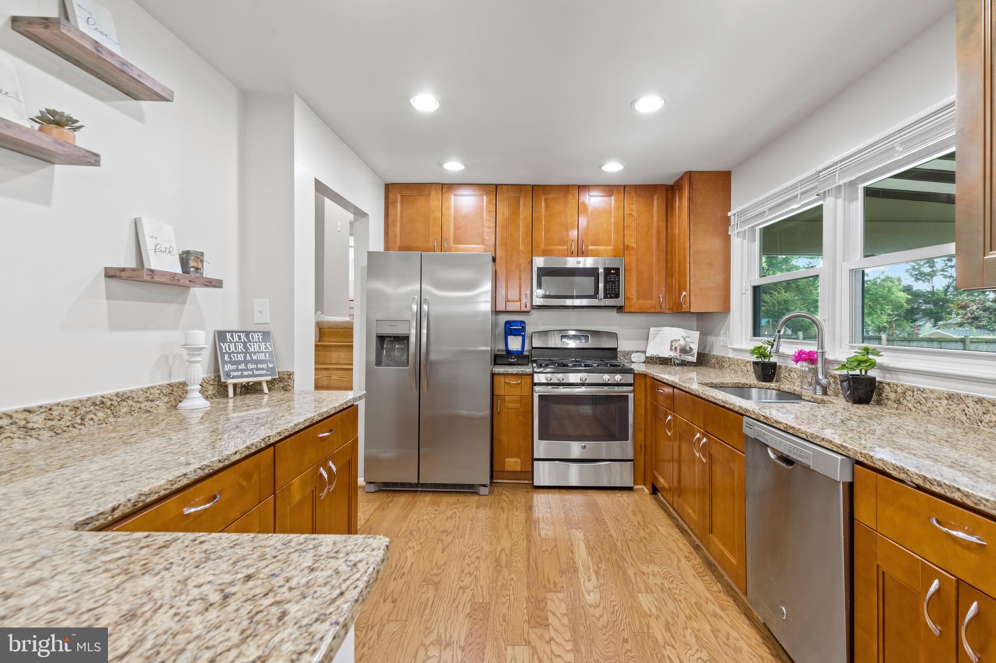 HAYFIELD FARM - Residential