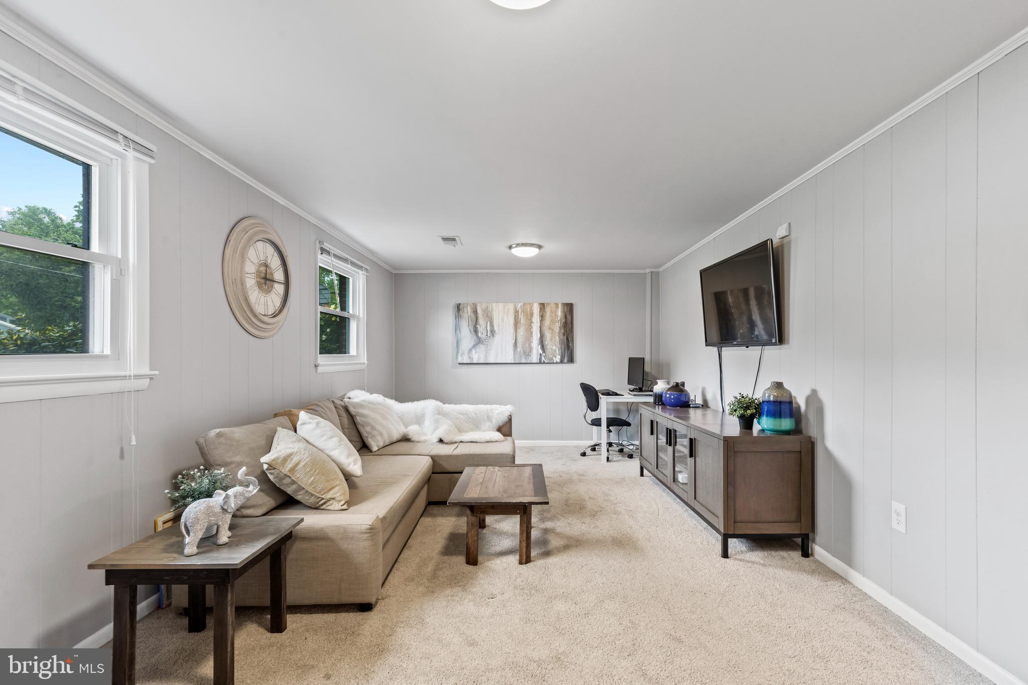 HAYFIELD FARM - Residential