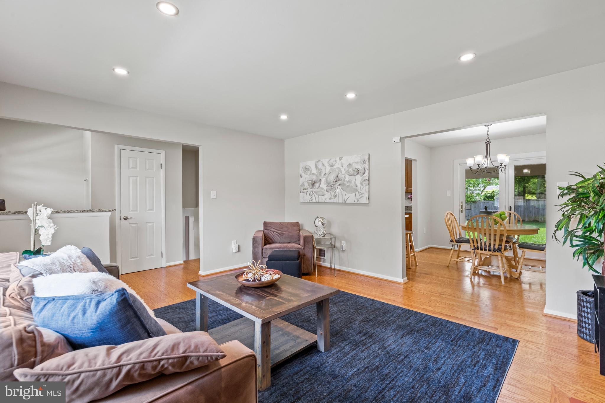 HAYFIELD FARM - Residential