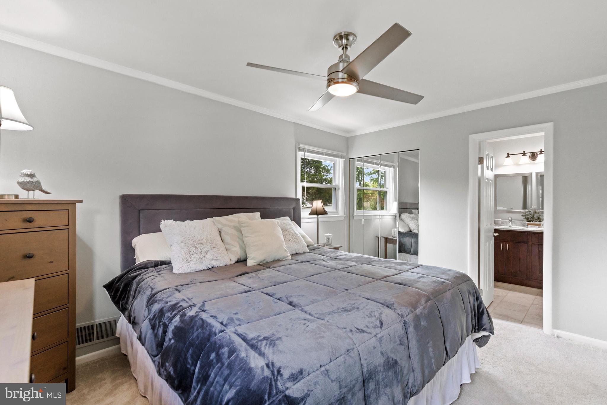 HAYFIELD FARM - Residential