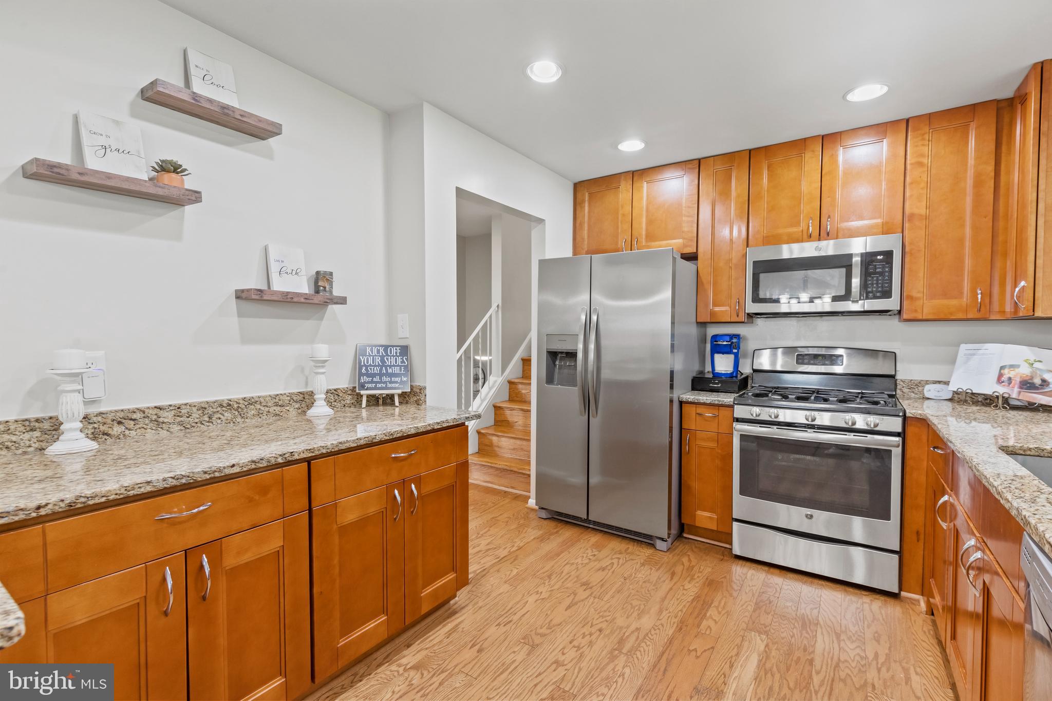 HAYFIELD FARM - Residential