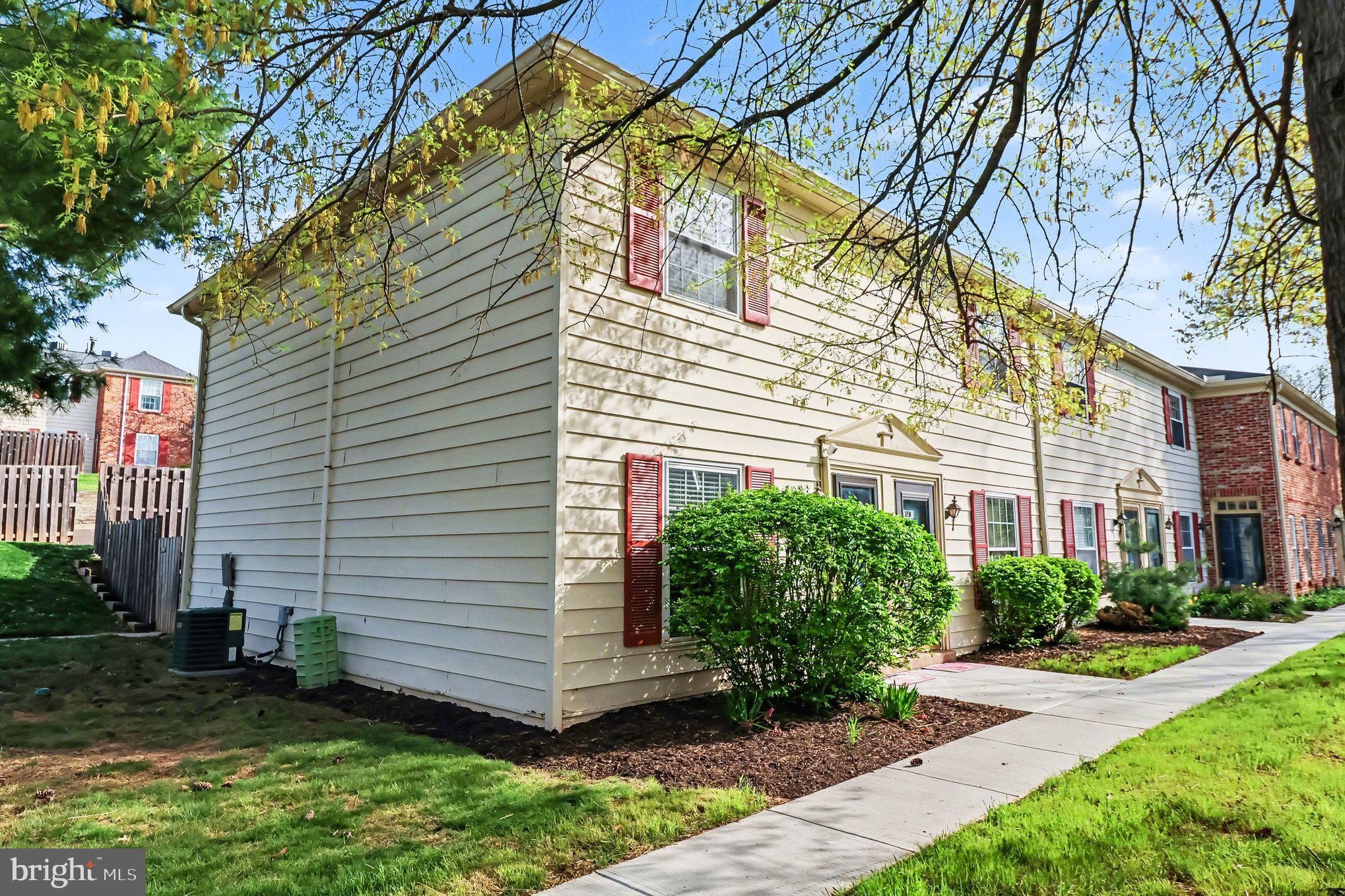122 WELLINGTON TERRACE 10-A