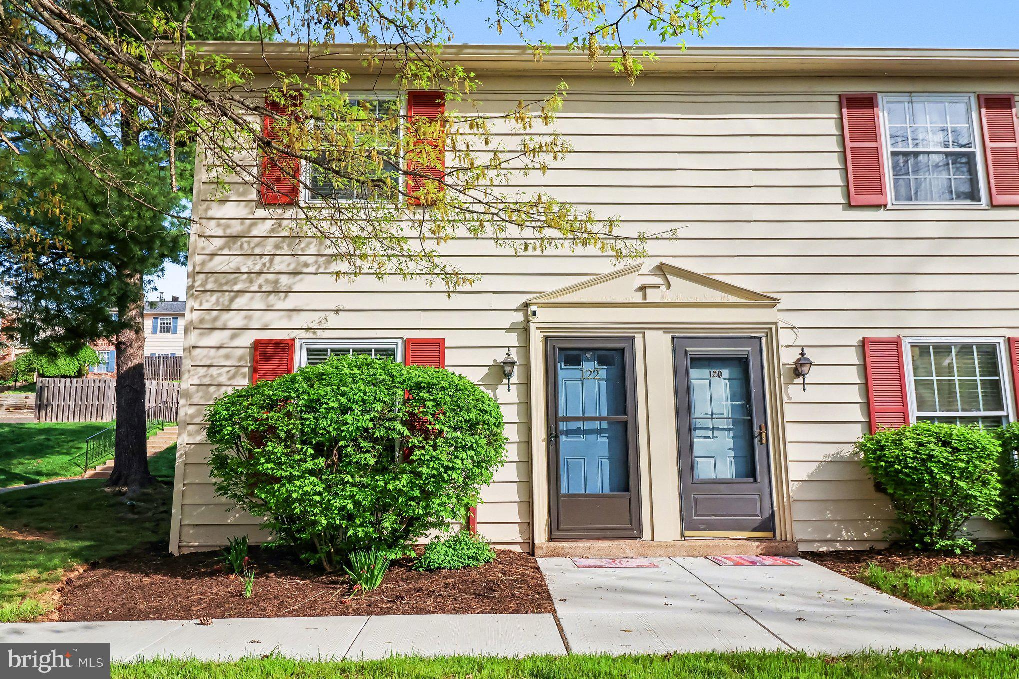 122 WELLINGTON TERRACE 10-A