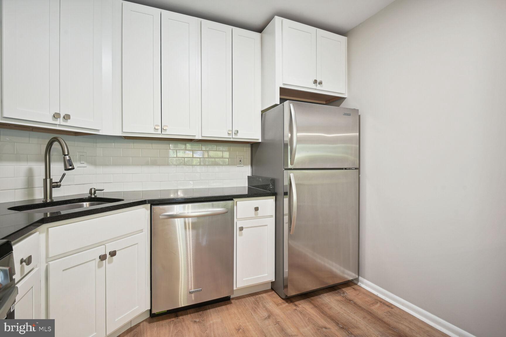 HAMLET HOUSE - Residential