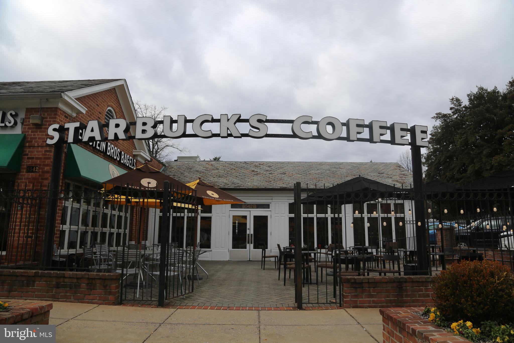 HAMLET HOUSE - Residential