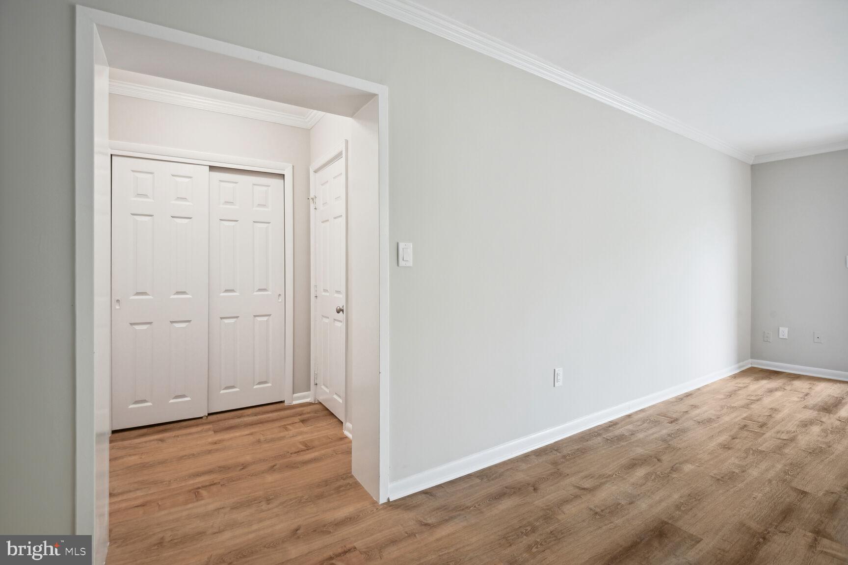 HAMLET HOUSE - Residential