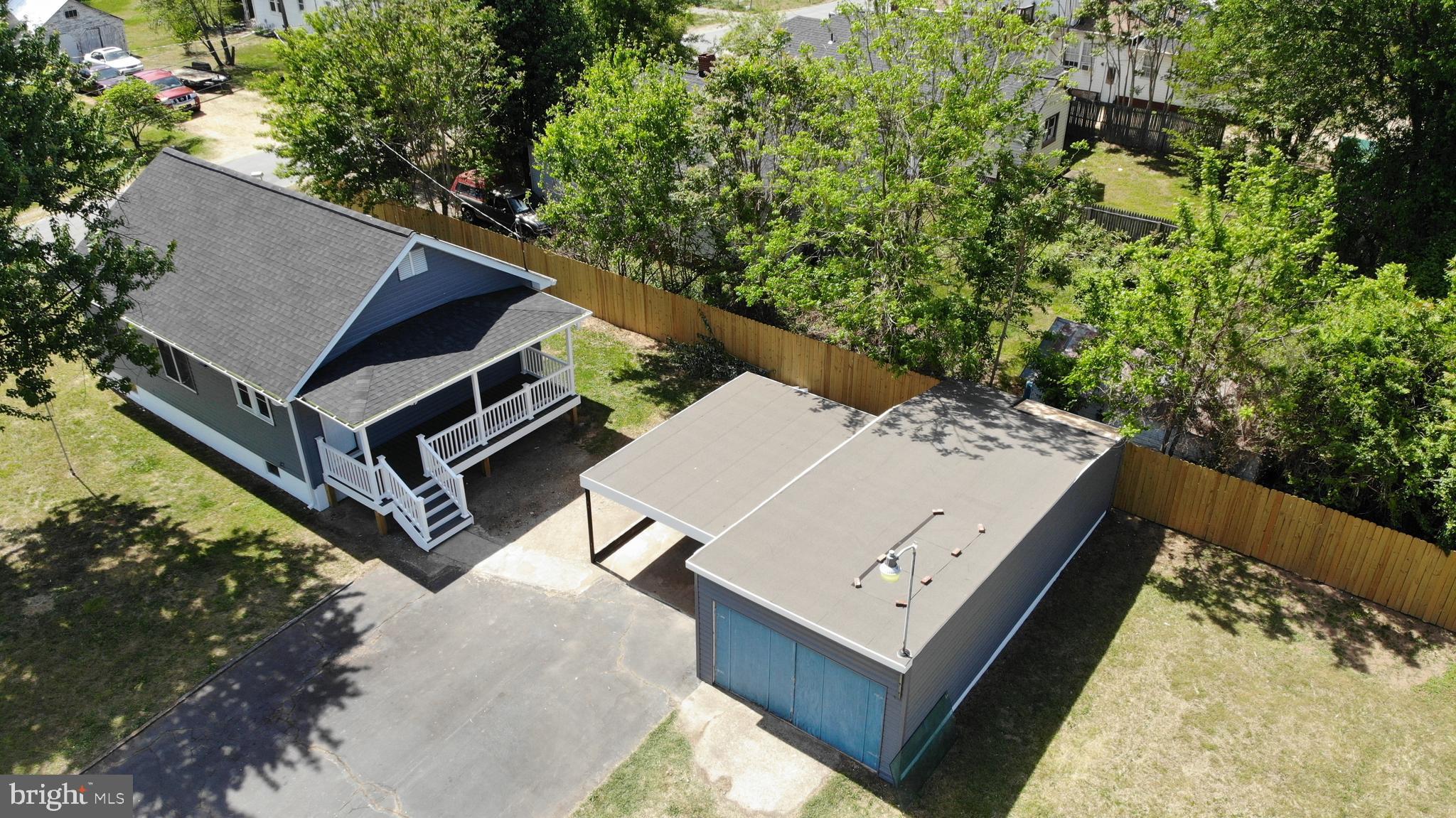 109 E CHATHAM STREET