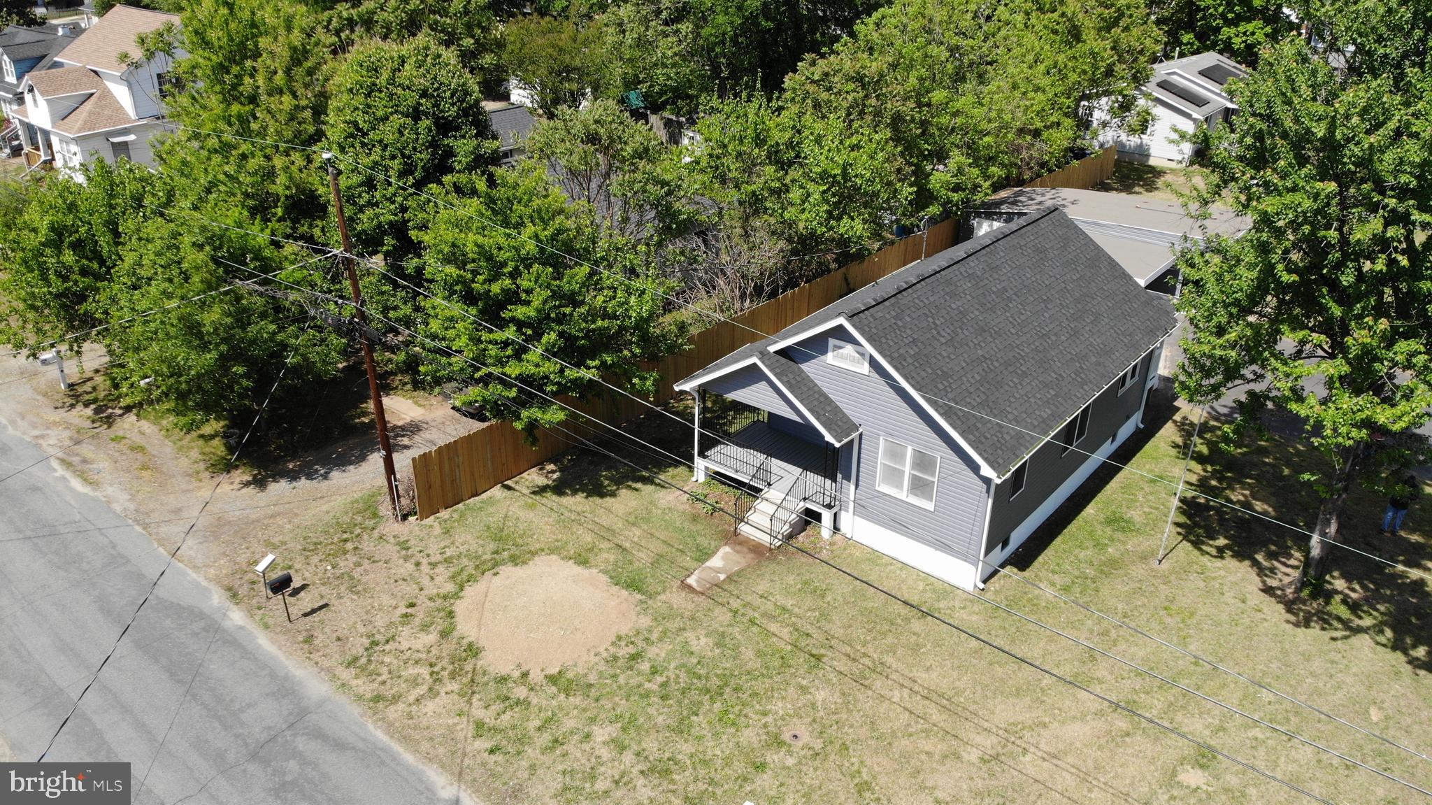 109 E CHATHAM STREET