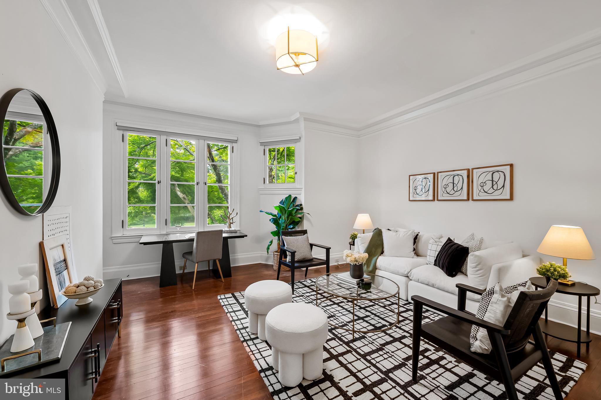 DEVON HILL - Residential