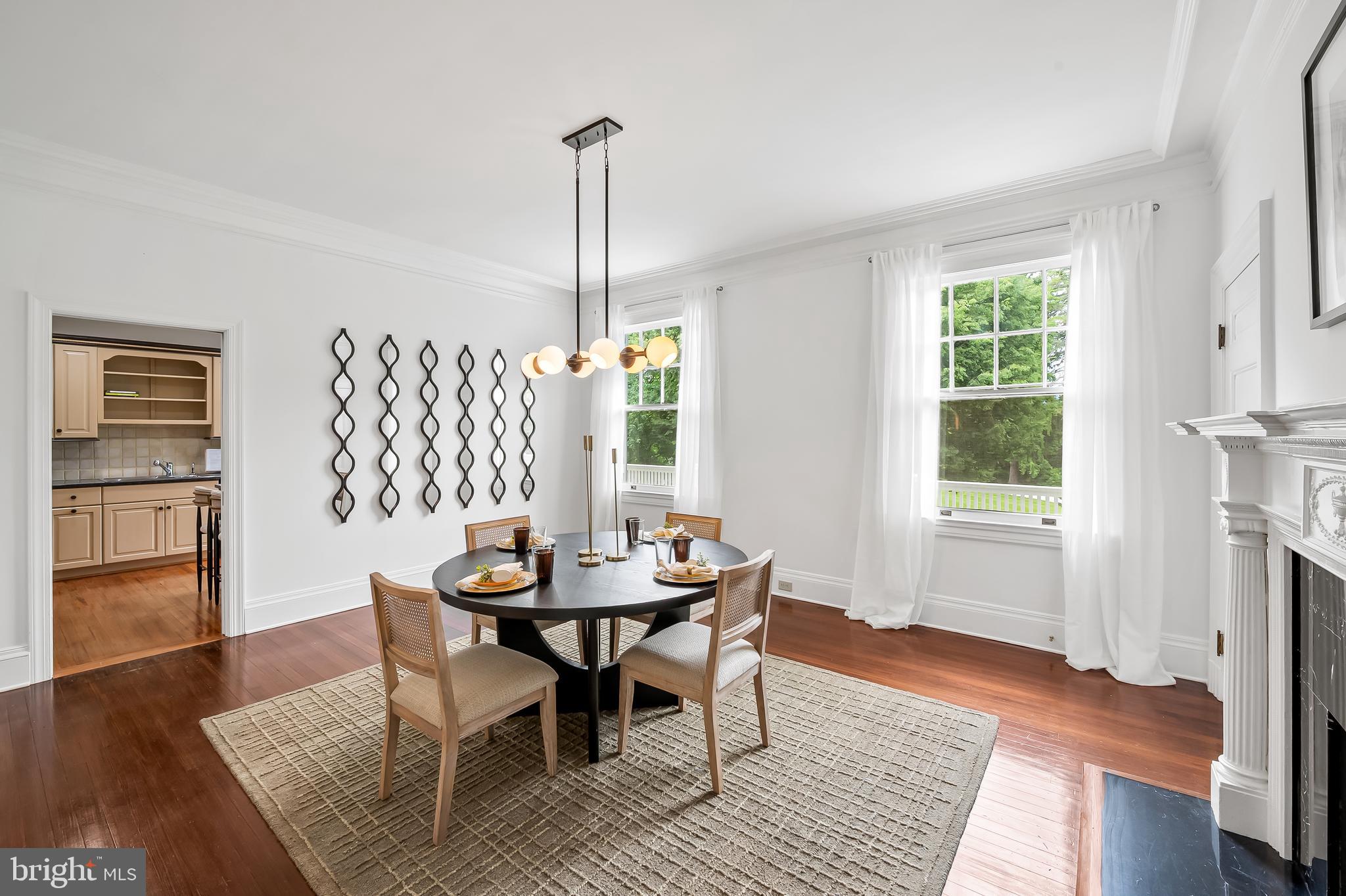 DEVON HILL - Residential