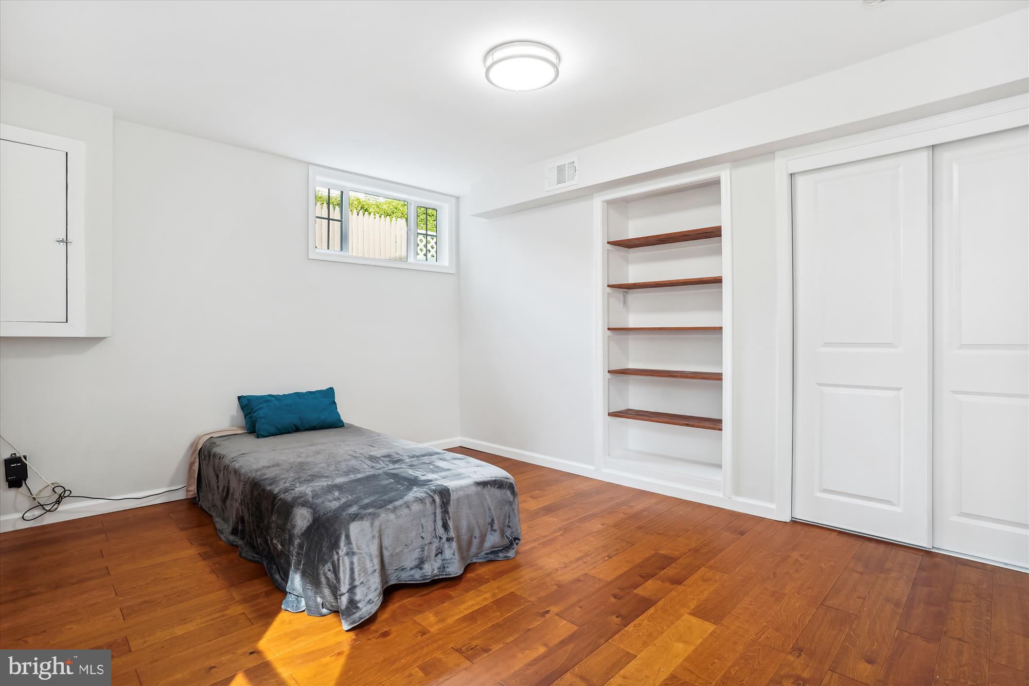 BURNING TREE VALLEY - Residential