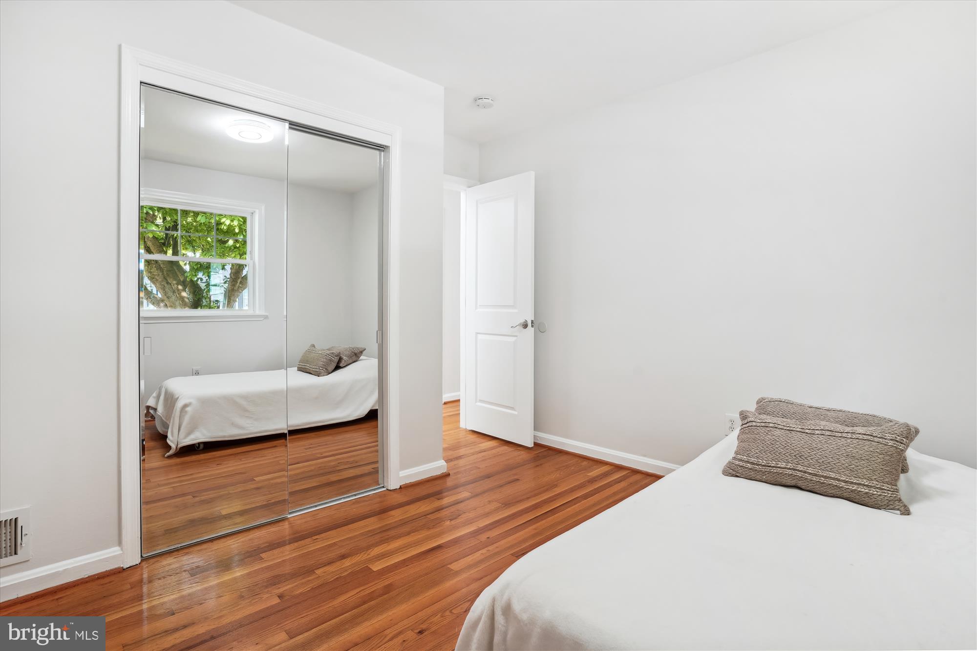 BURNING TREE VALLEY - Residential