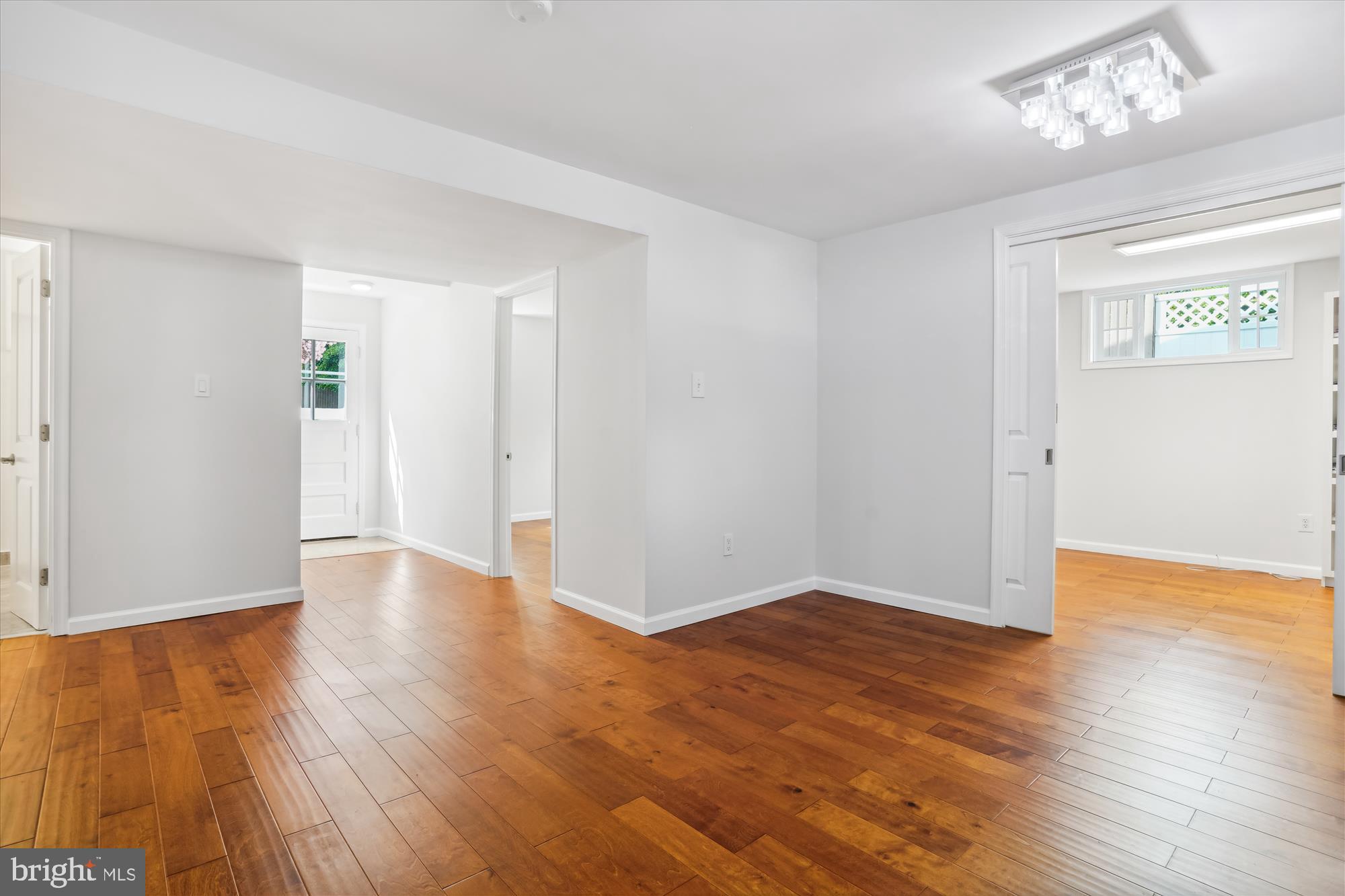 BURNING TREE VALLEY - Residential