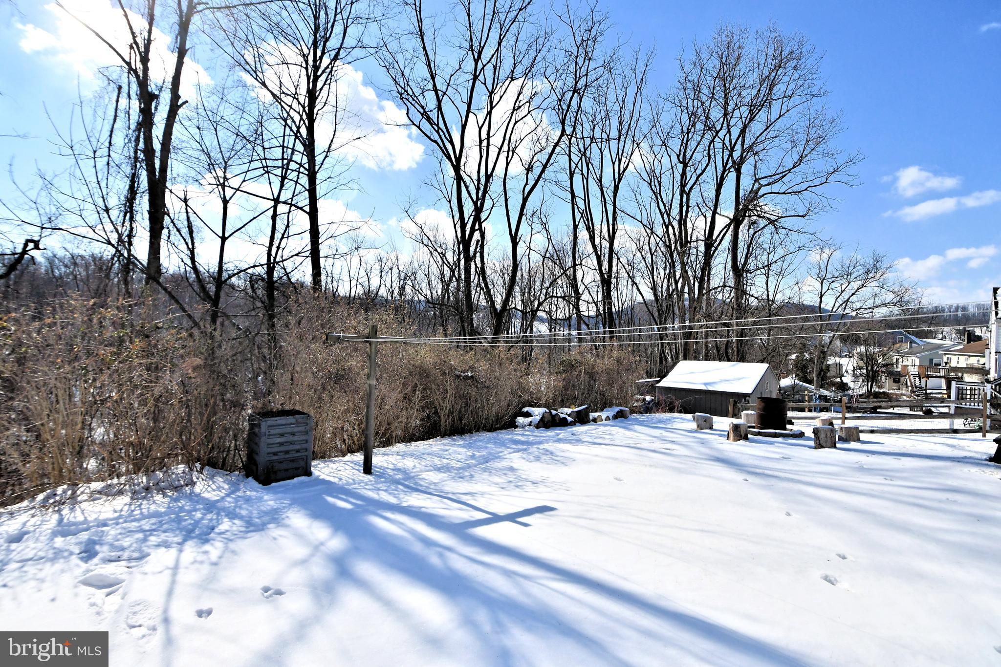 BROOKVIEW - Residential Lease