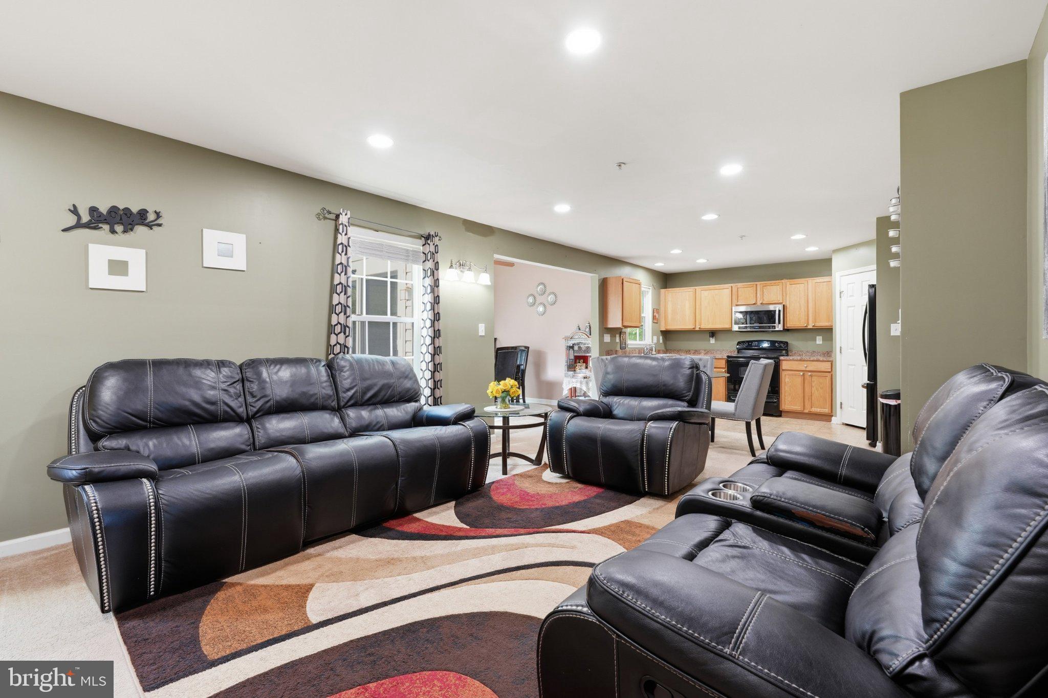 3112 KEENEY DRIVE