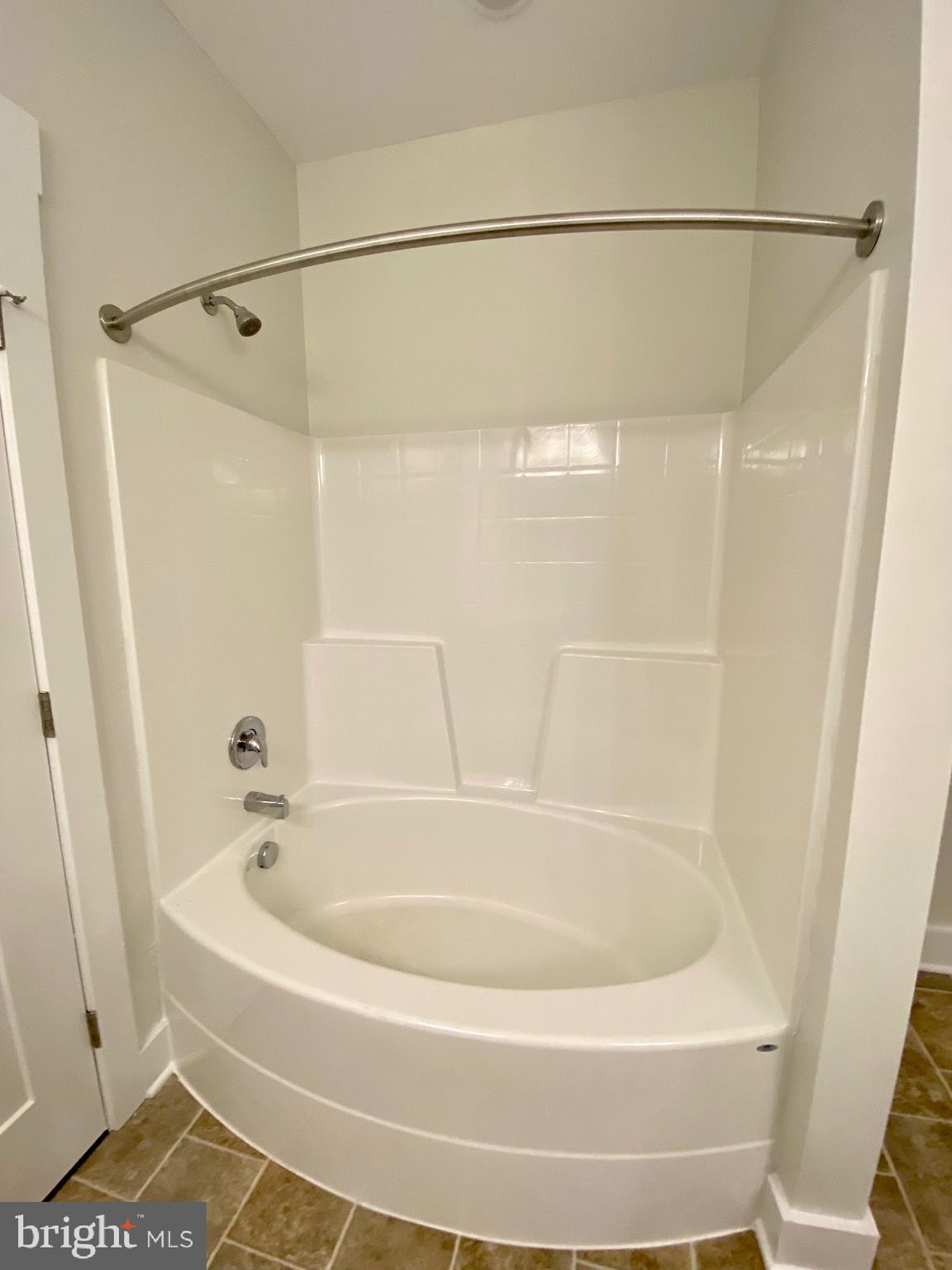 DOWNTOWN FREDERICKSBURG - Residential Lease