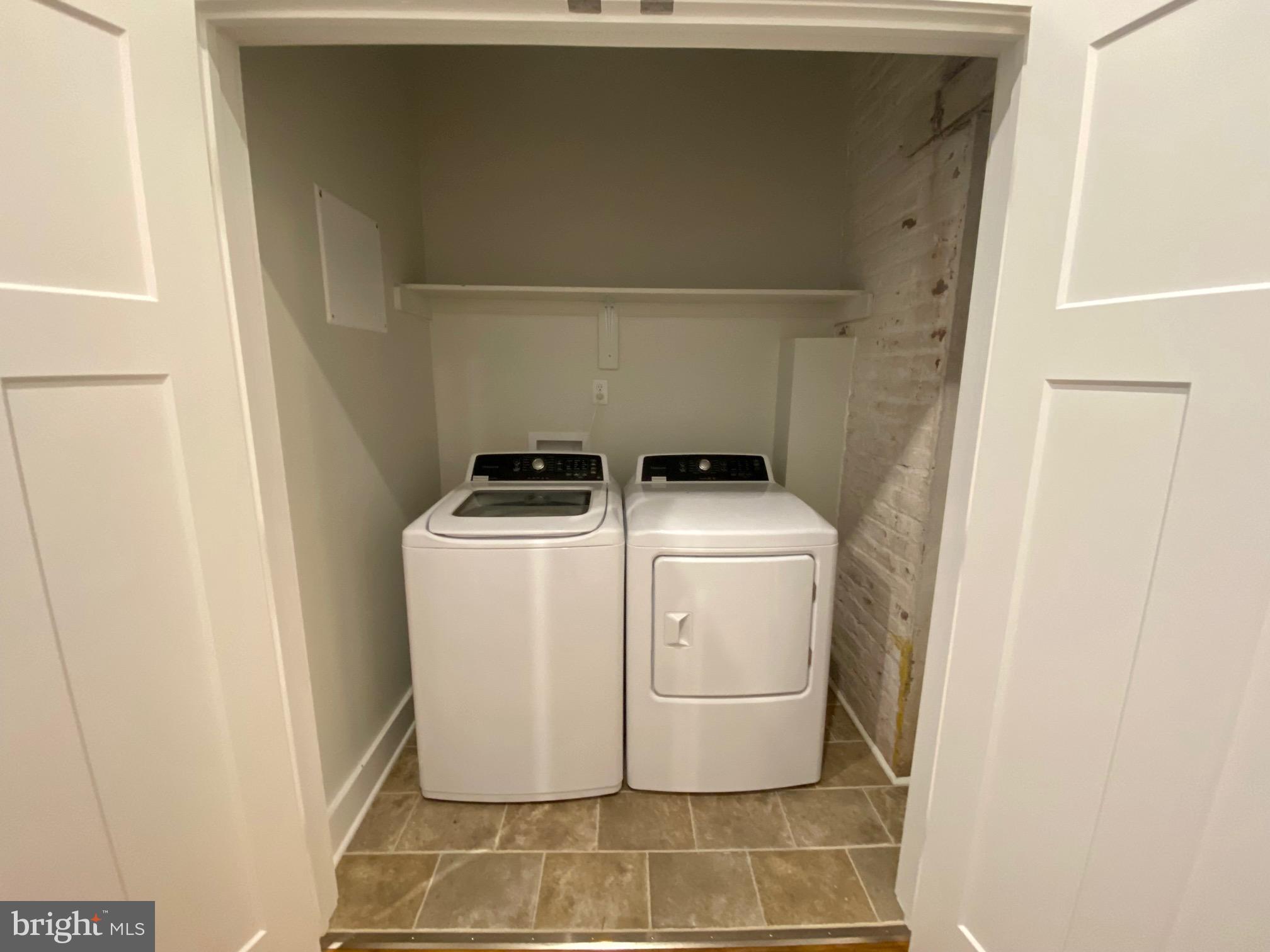 DOWNTOWN FREDERICKSBURG - Residential Lease