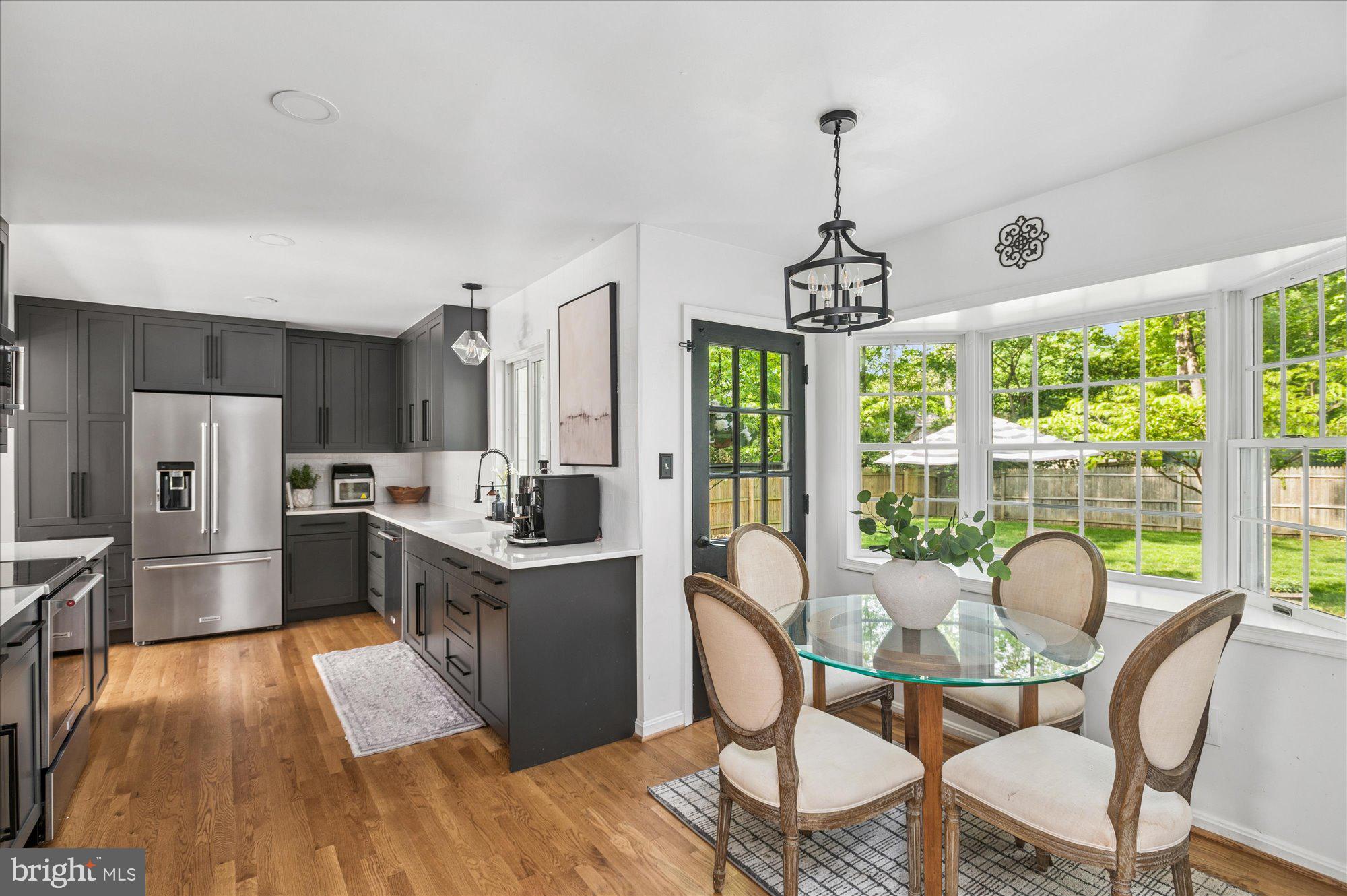 RIVERSIDE GARDENS - Residential