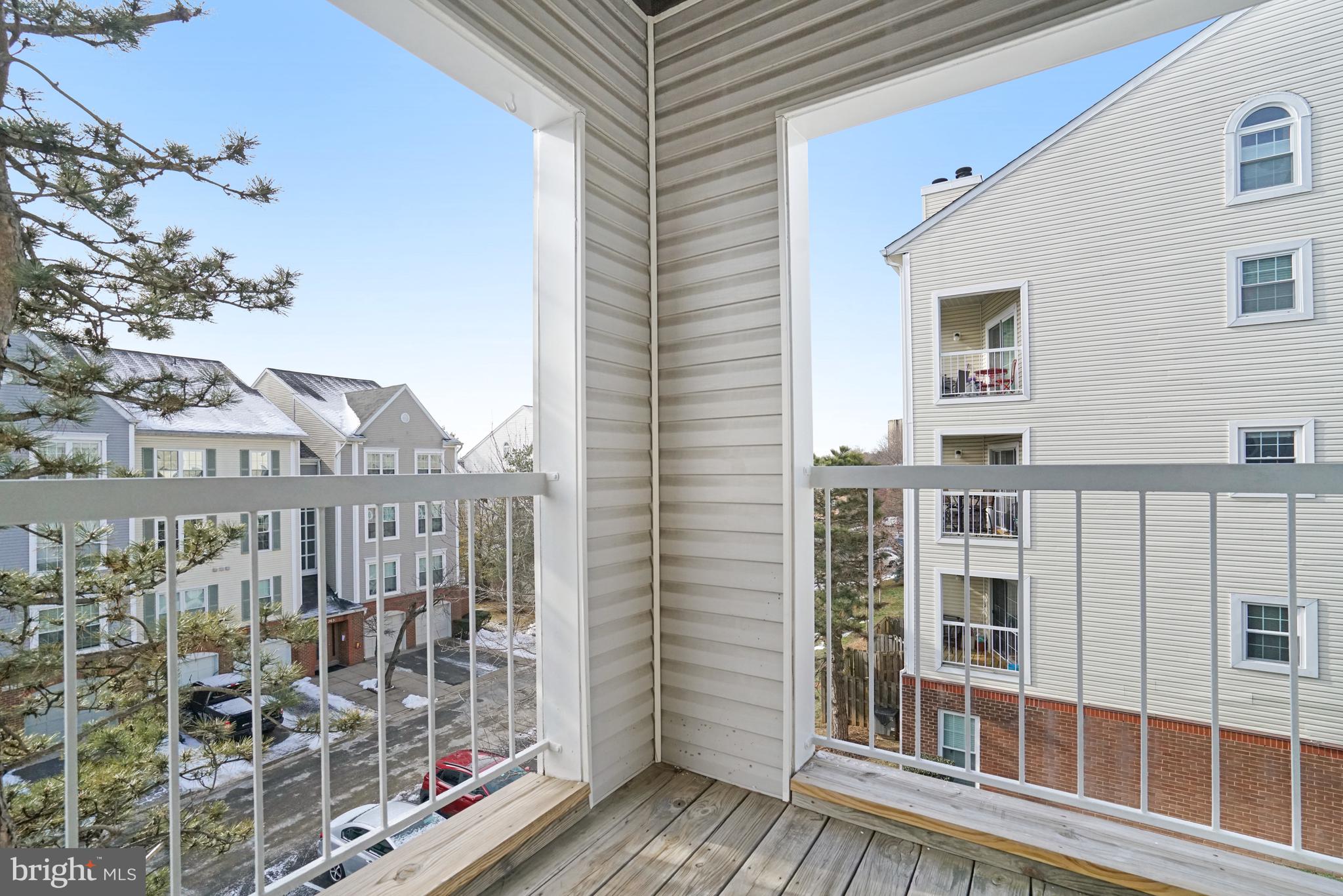 HILLWOOD - Residential Lease