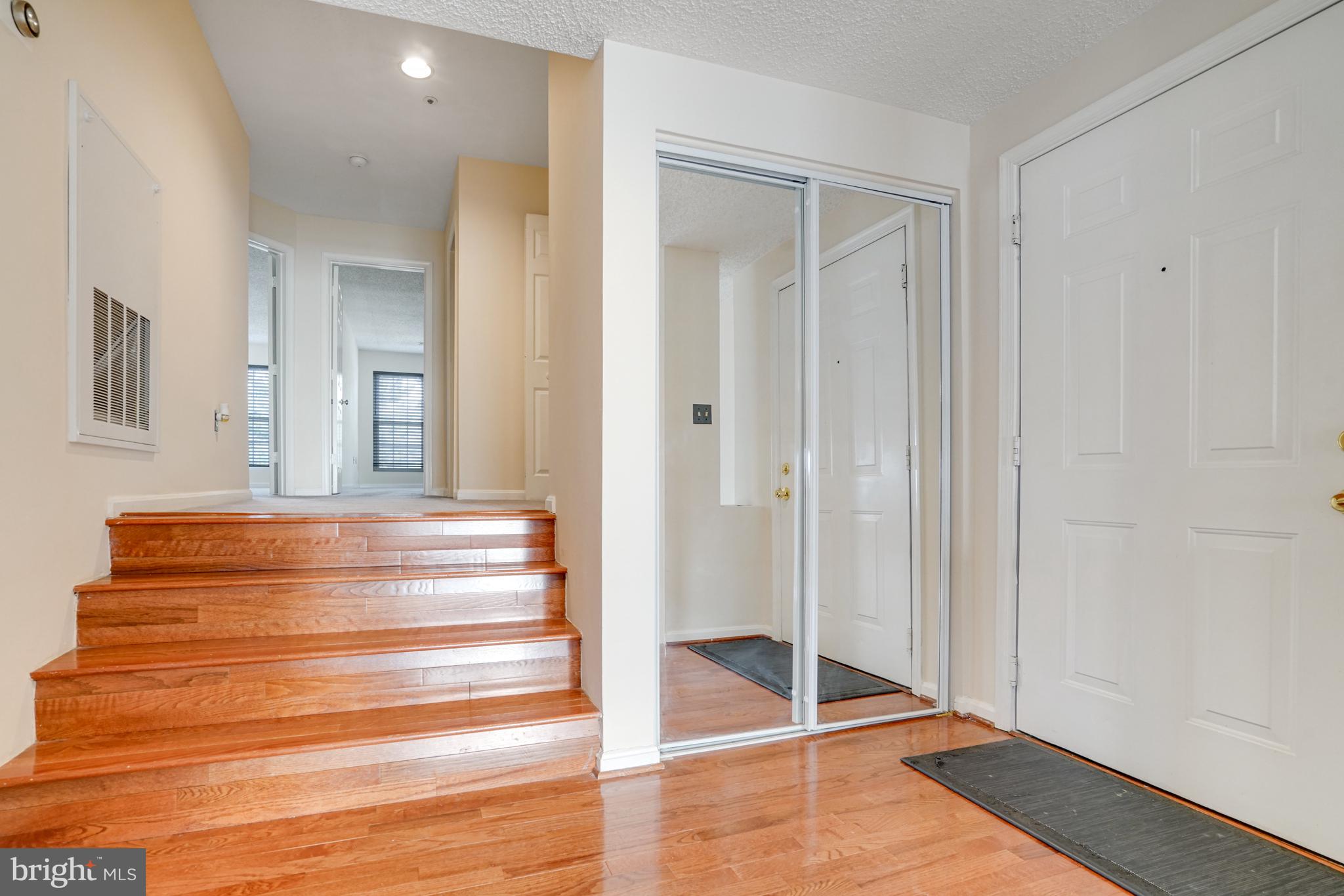 HILLWOOD - Residential Lease