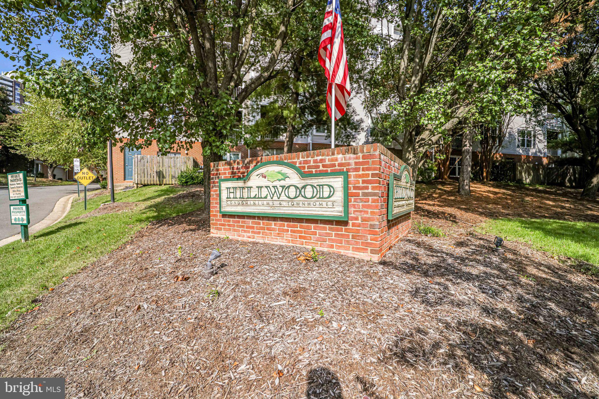 HILLWOOD - Residential Lease