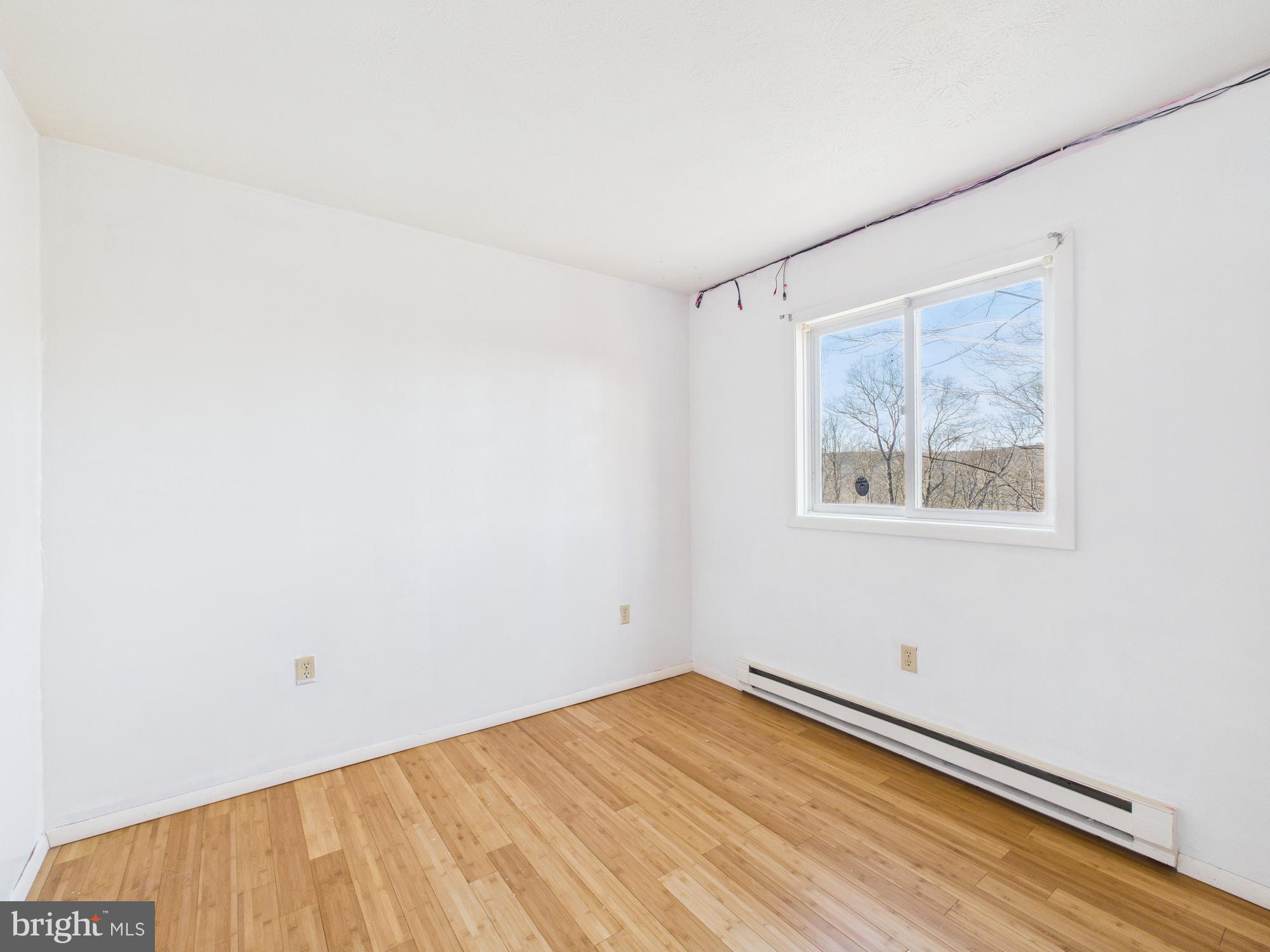 SAW CREEK ESTATES - Residential