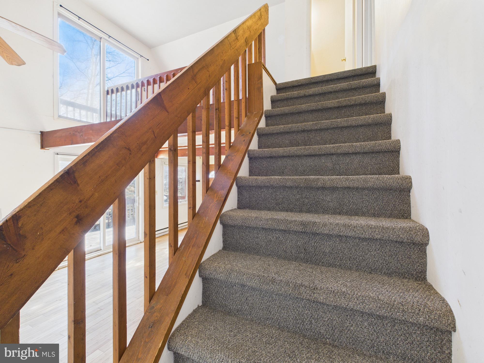 SAW CREEK ESTATES - Residential