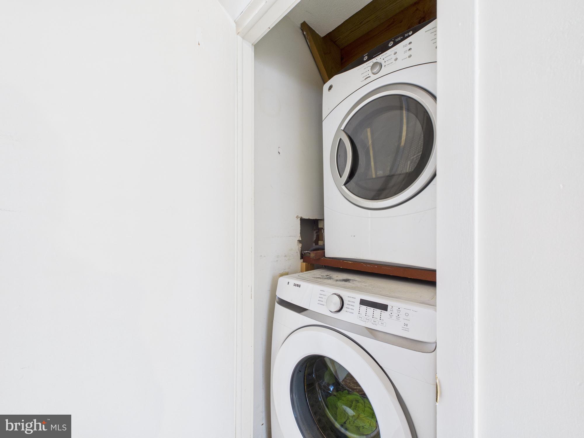 SAW CREEK ESTATES - Residential