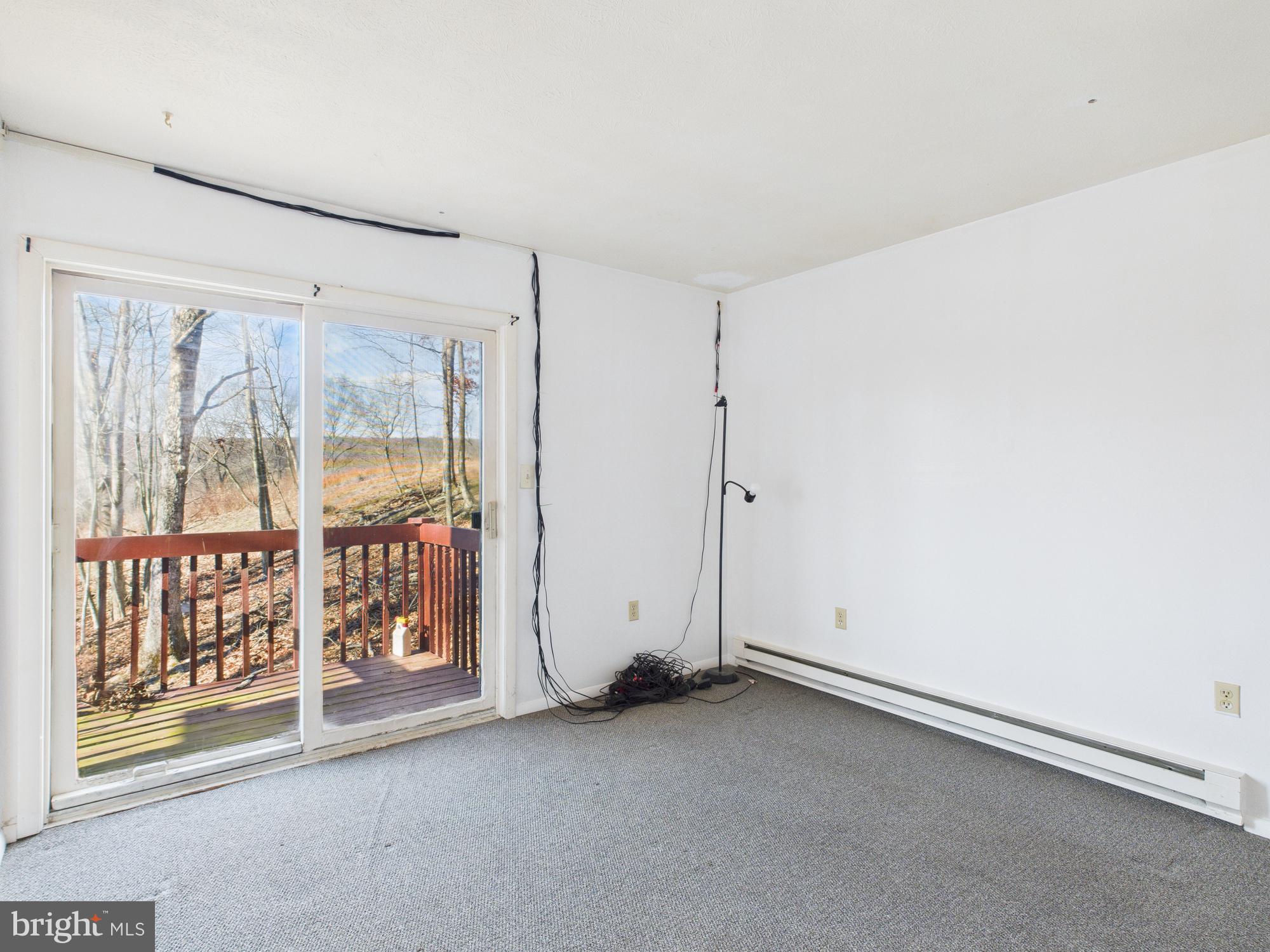 SAW CREEK ESTATES - Residential