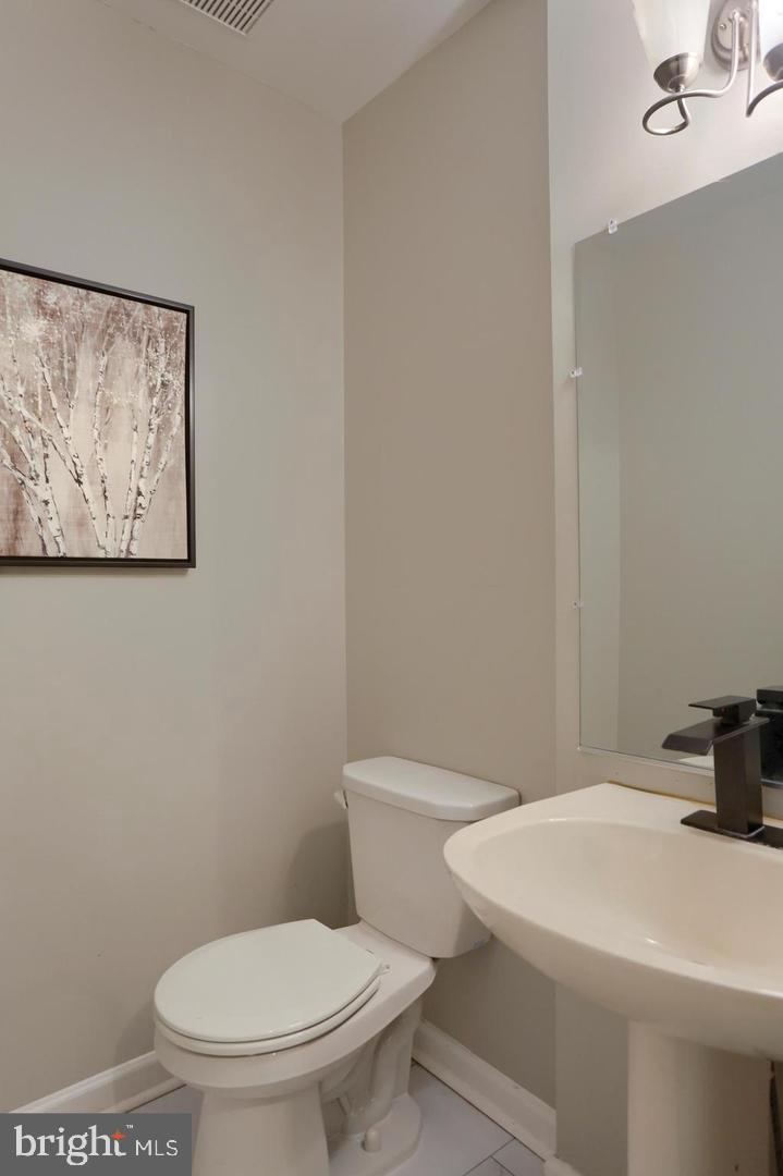 COVENTRY POINTE - Residential Lease