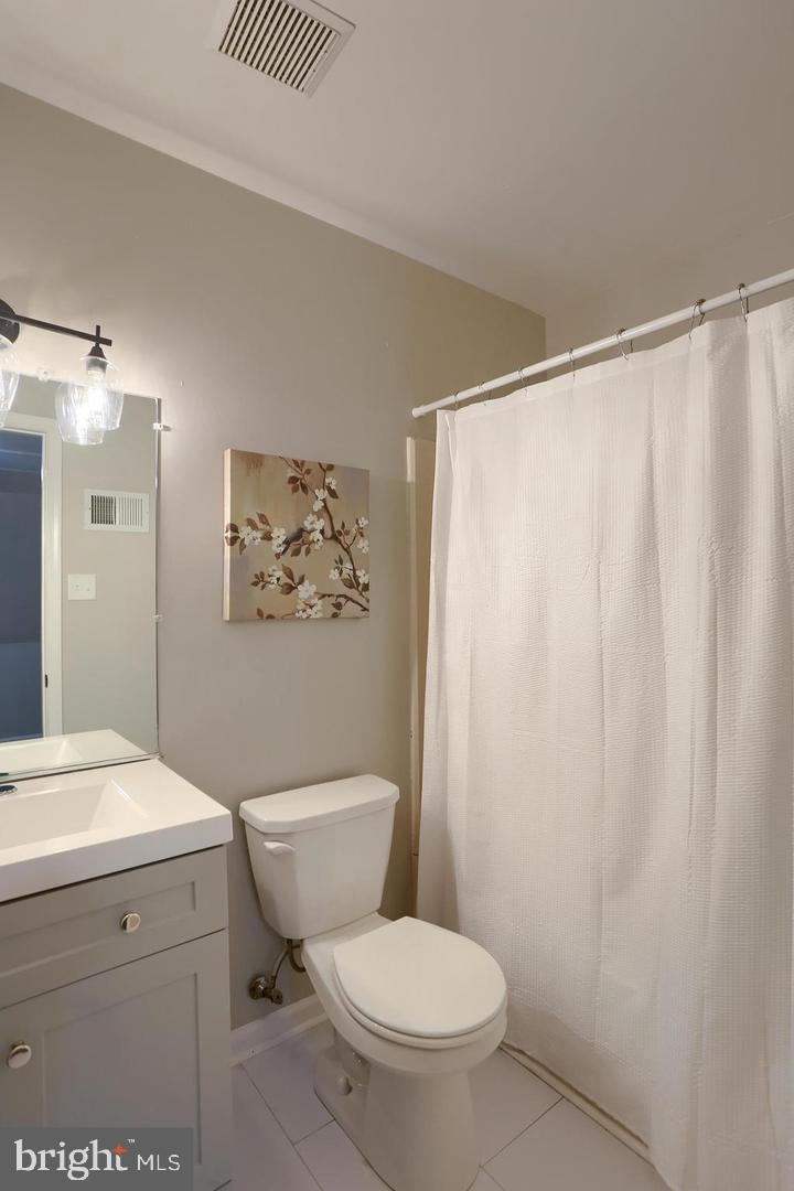 COVENTRY POINTE - Residential Lease