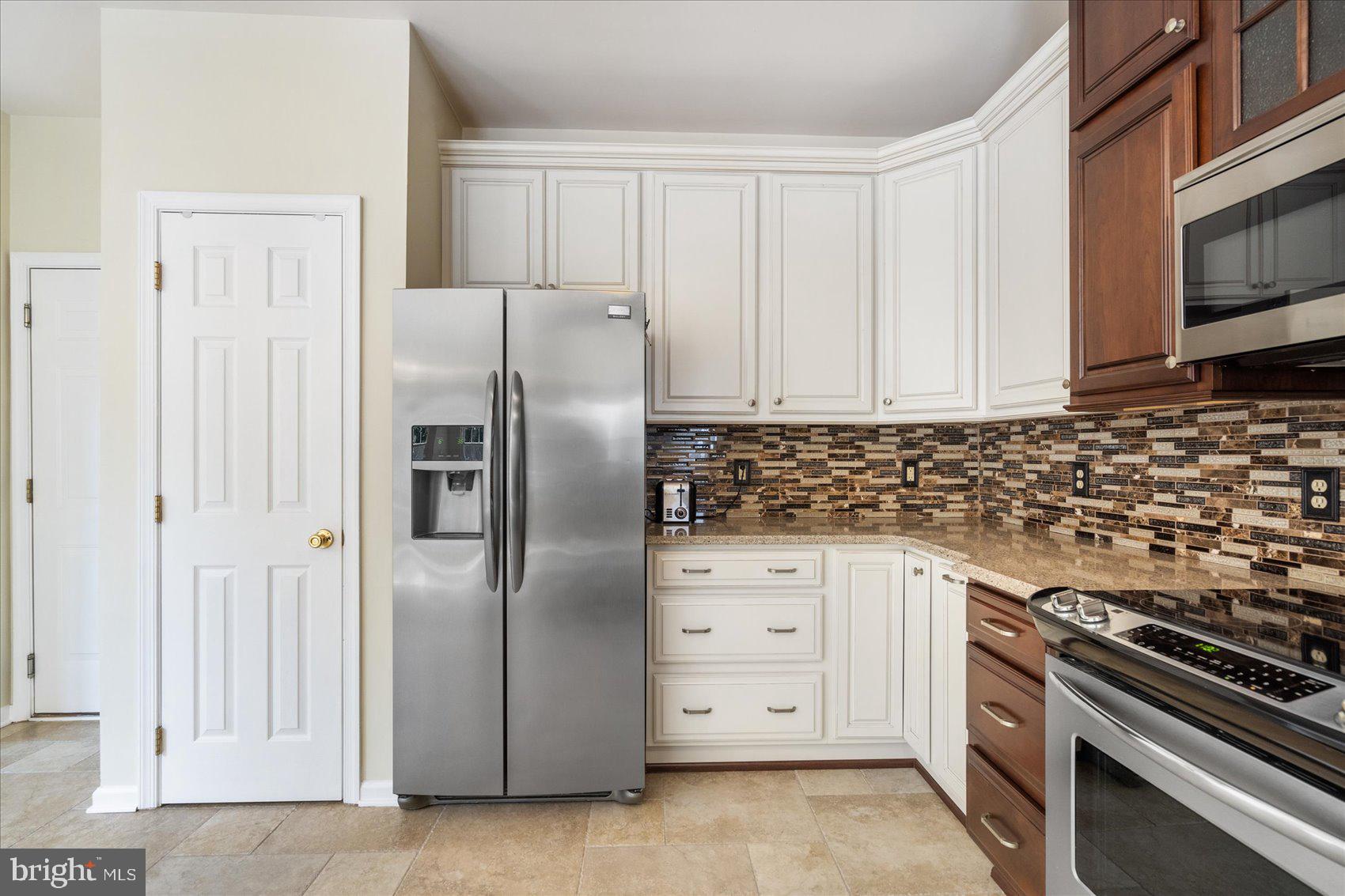 JASONS LANDING - Residential