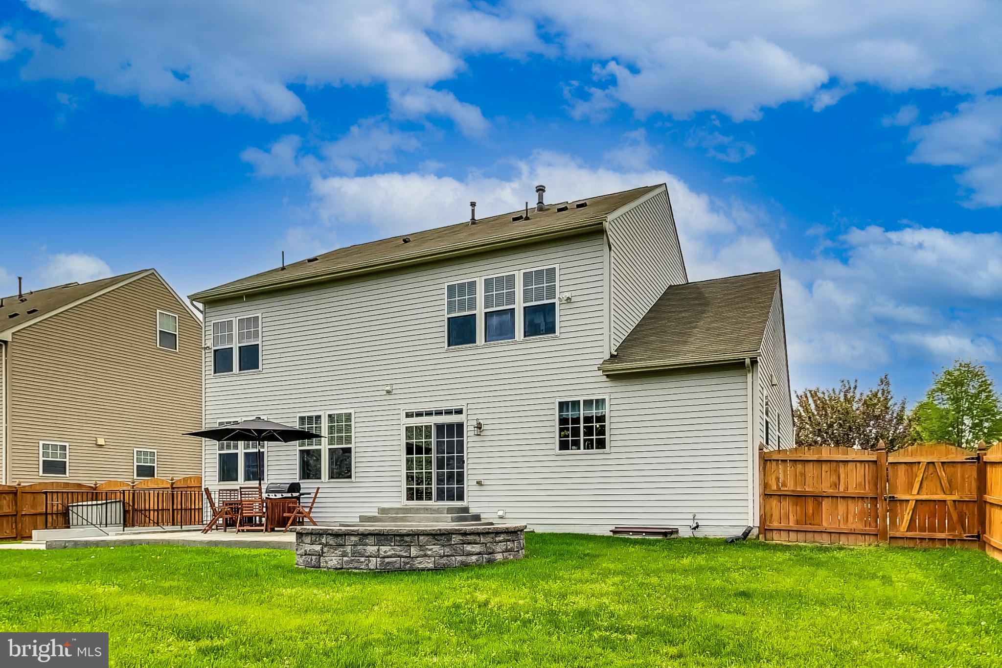 HOPE HILL CROSSING - Residential