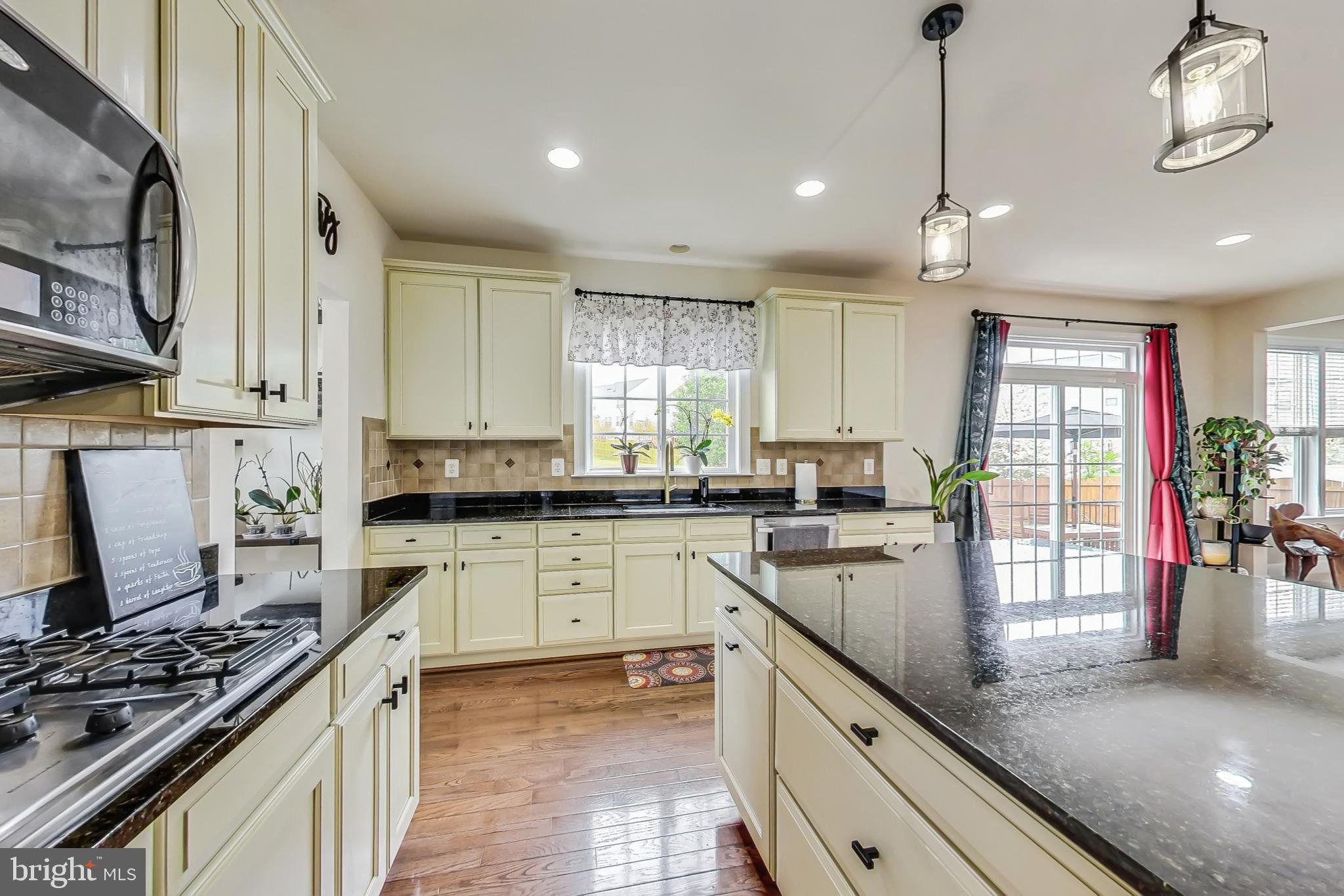 HOPE HILL CROSSING - Residential