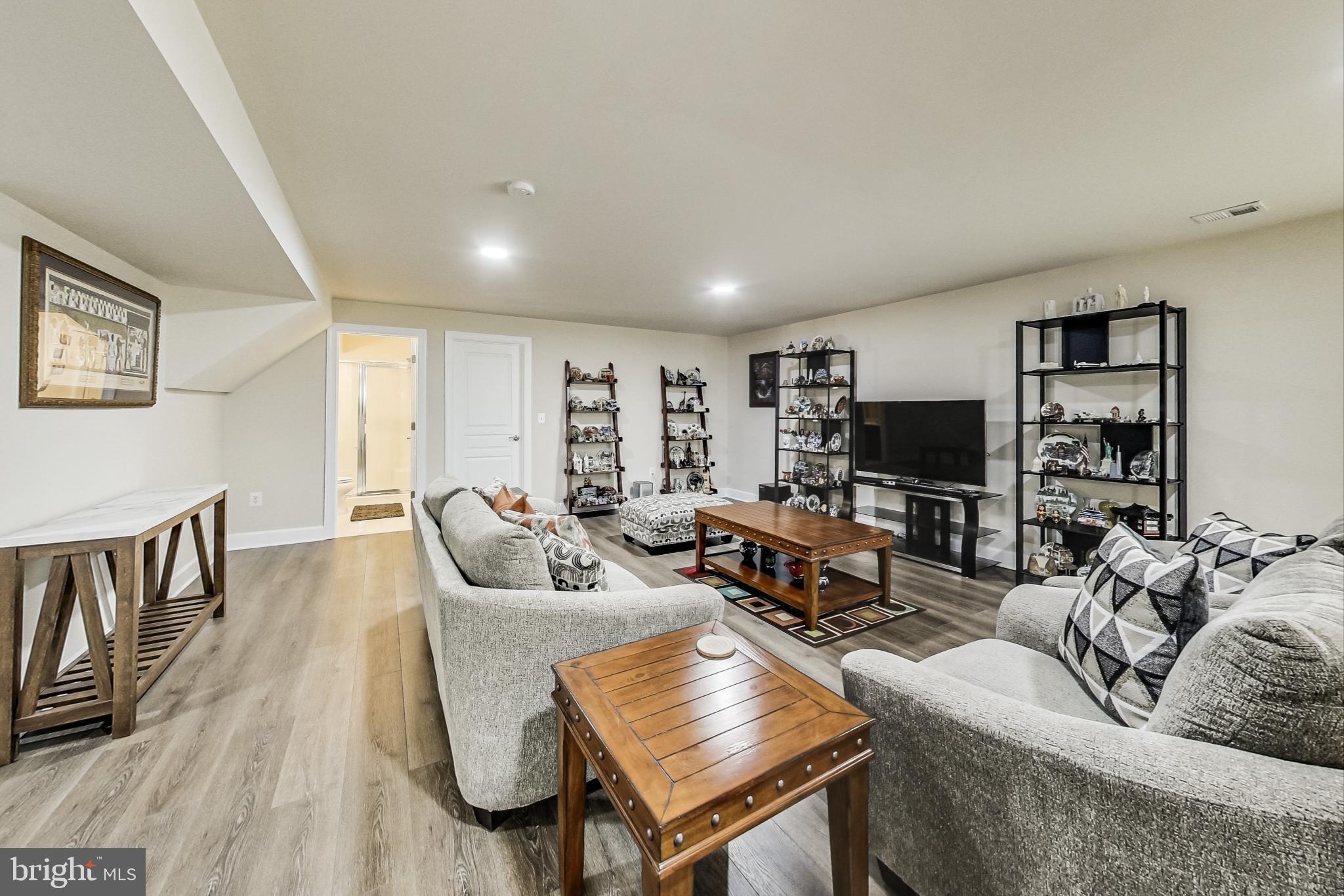 HOPE HILL CROSSING - Residential