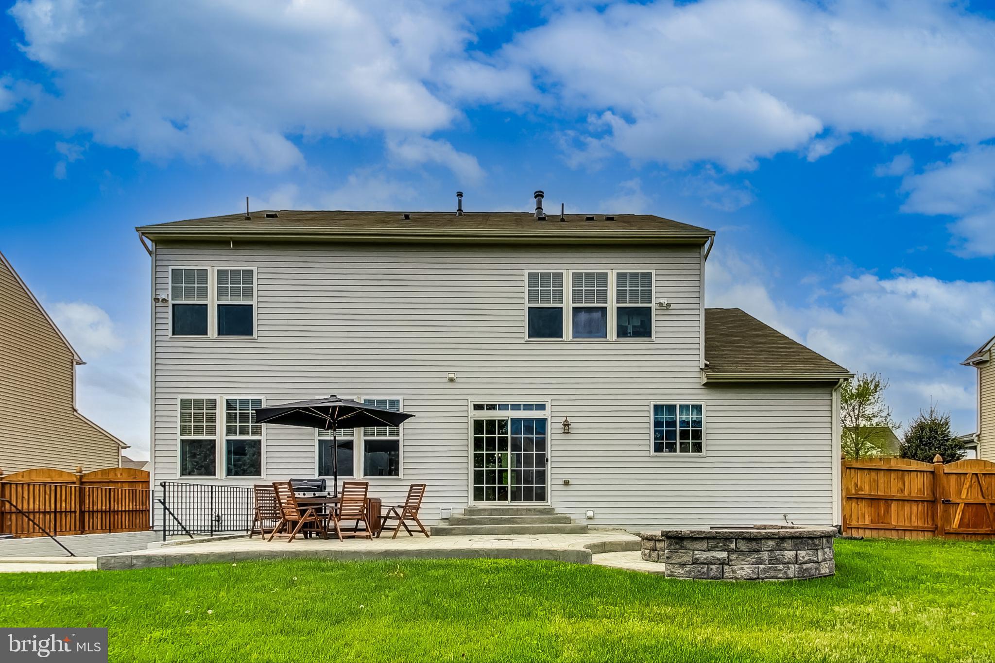 HOPE HILL CROSSING - Residential