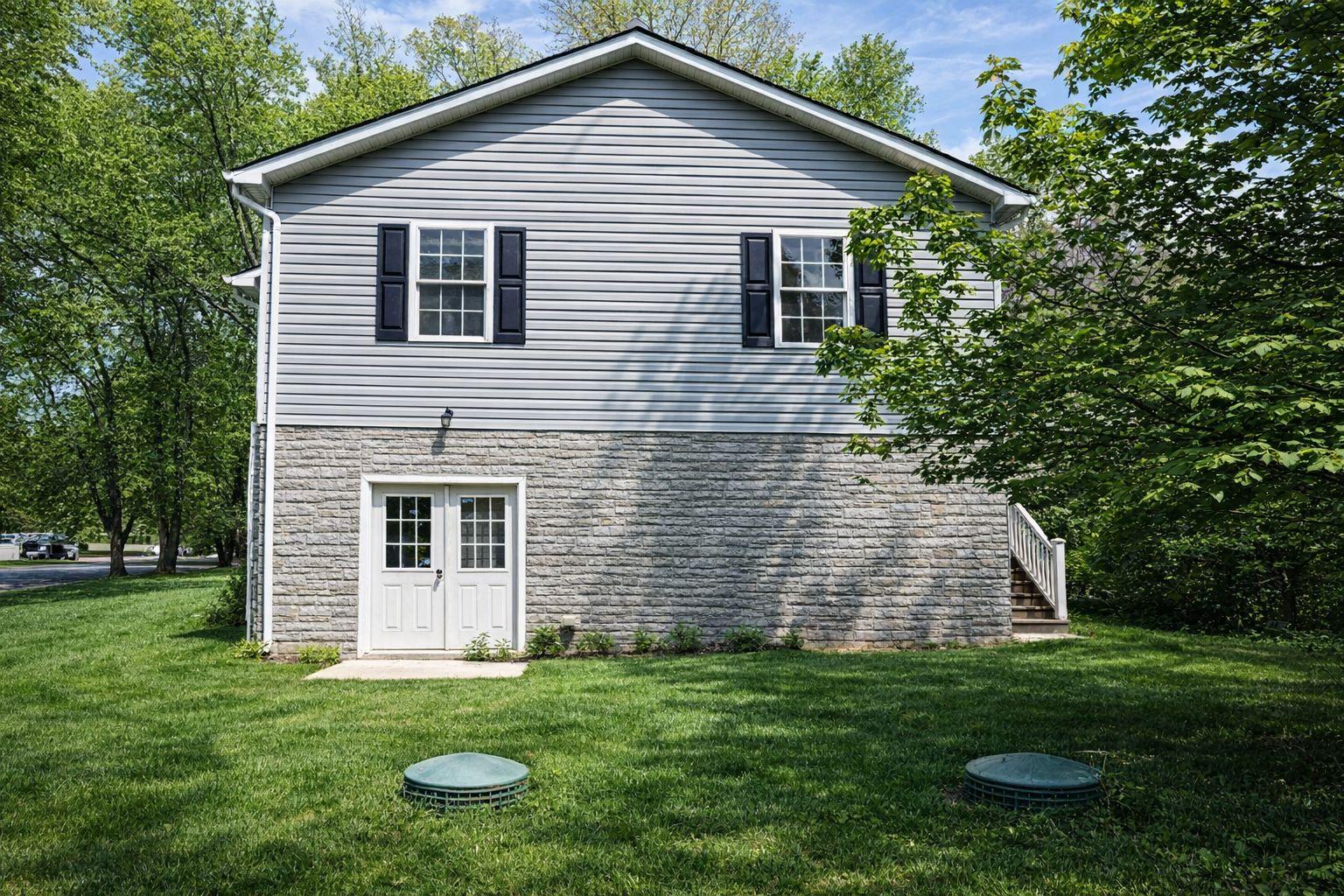 LONGVIEW BEACH CLUB - Residential