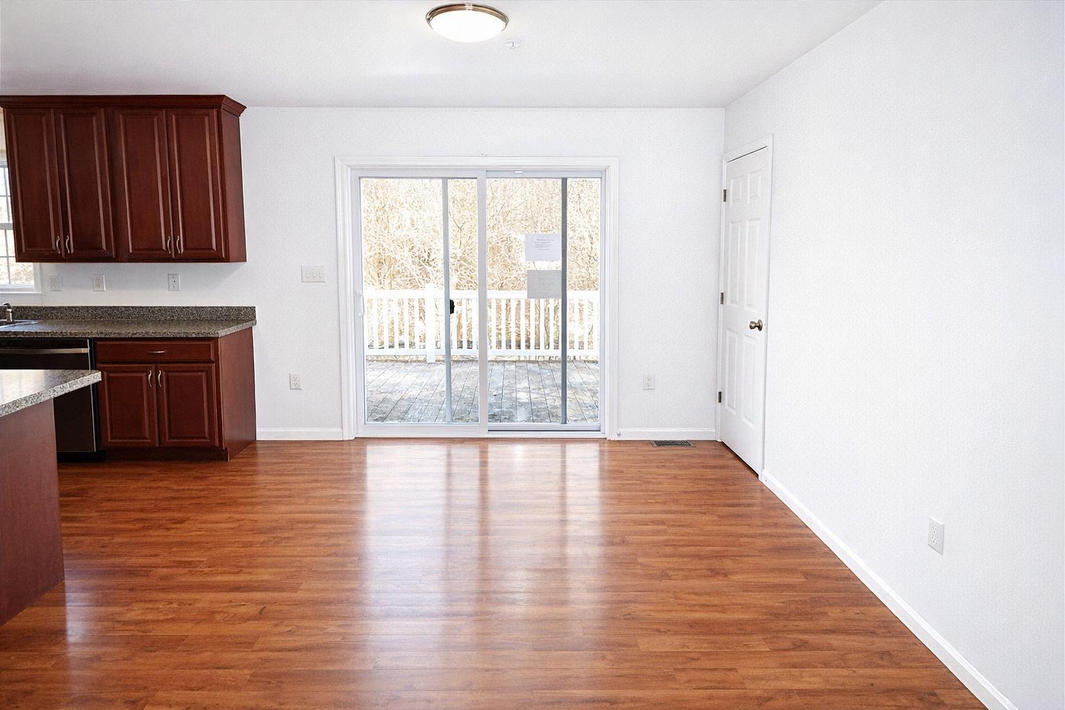 LONGVIEW BEACH CLUB - Residential