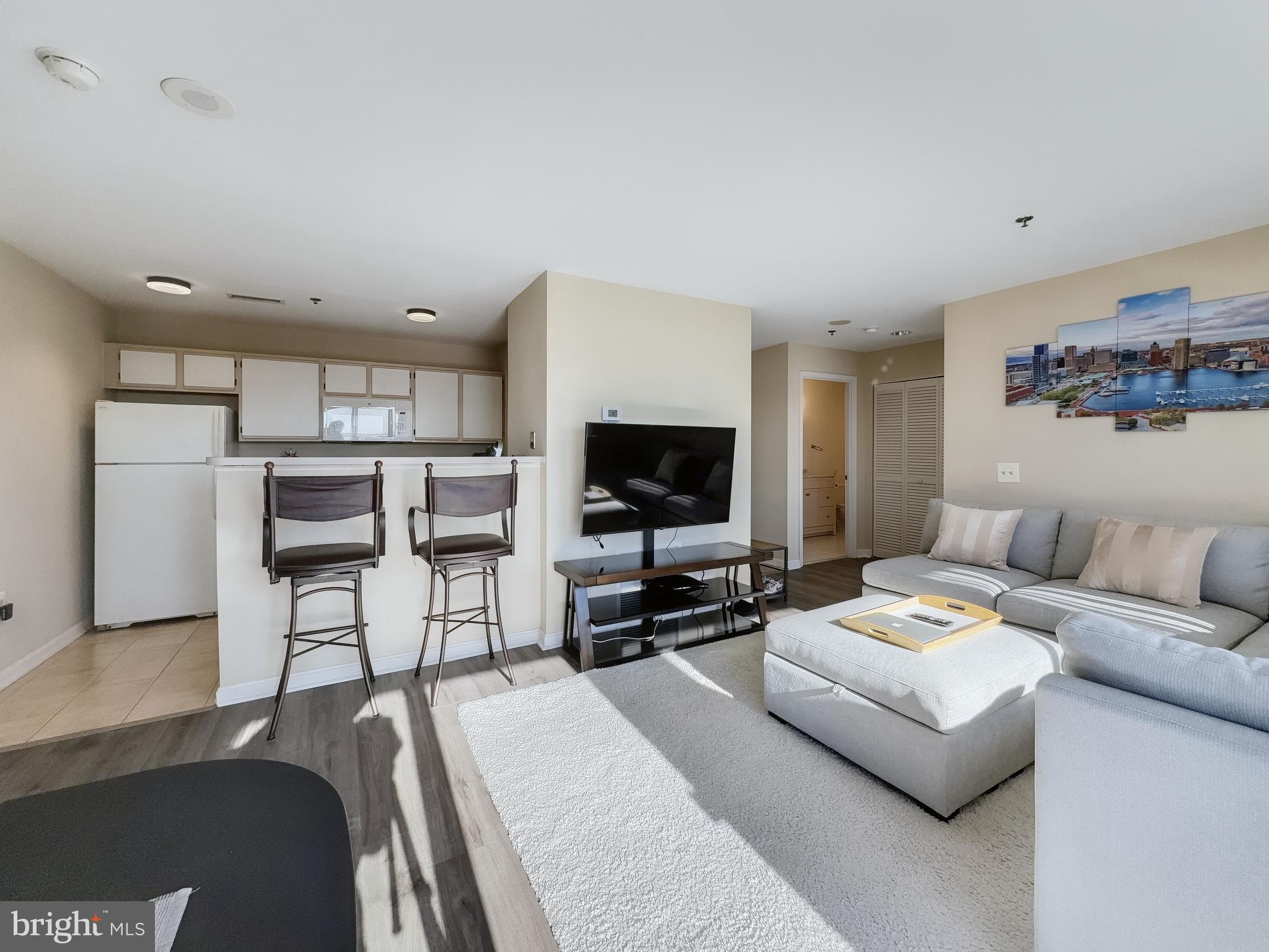 LIGHTHOUSE LANDING - Residential